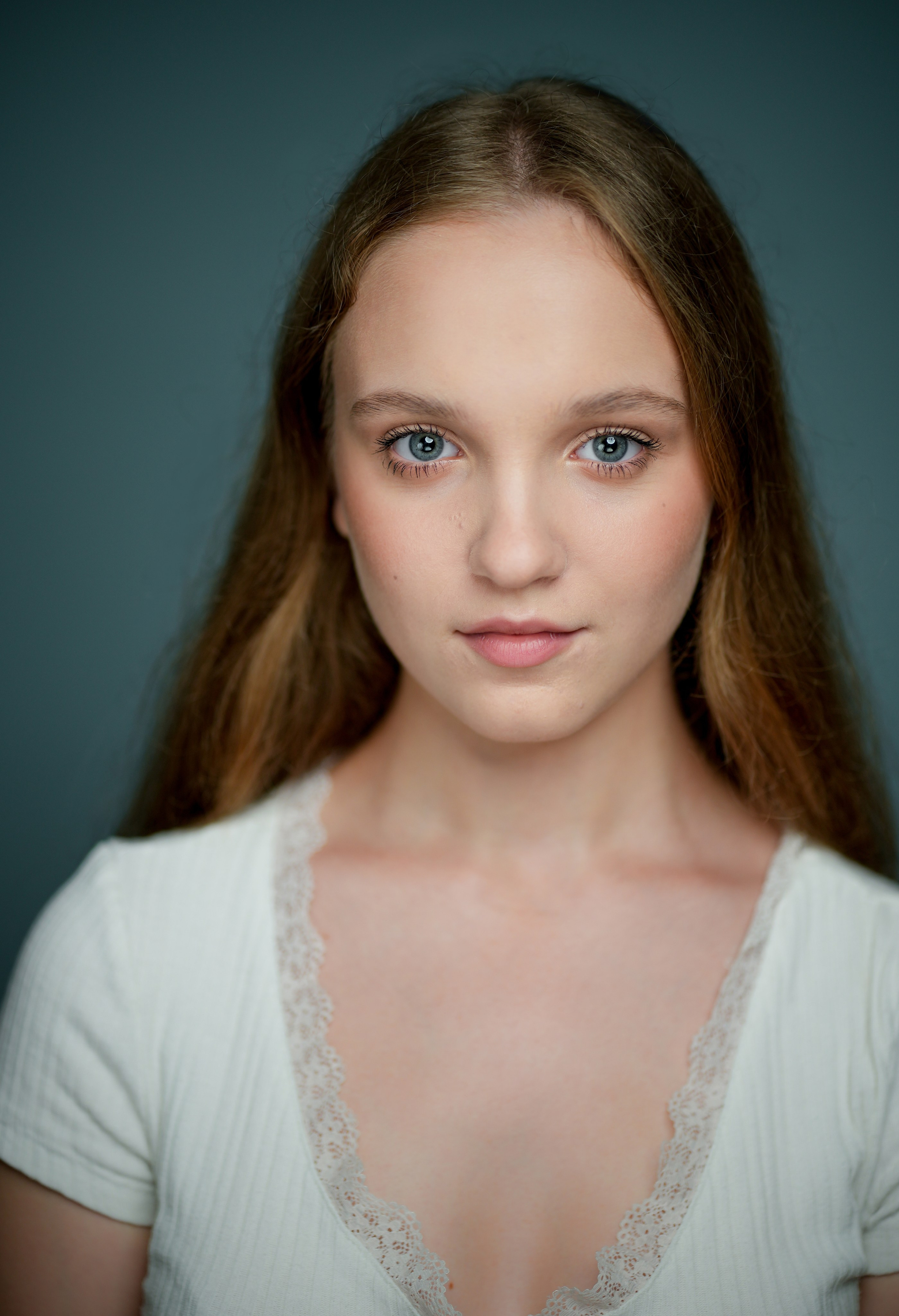 Актриса Елизавета Коровина. Портретная съемка в Москве, студийный фотограф Игорь Фомин