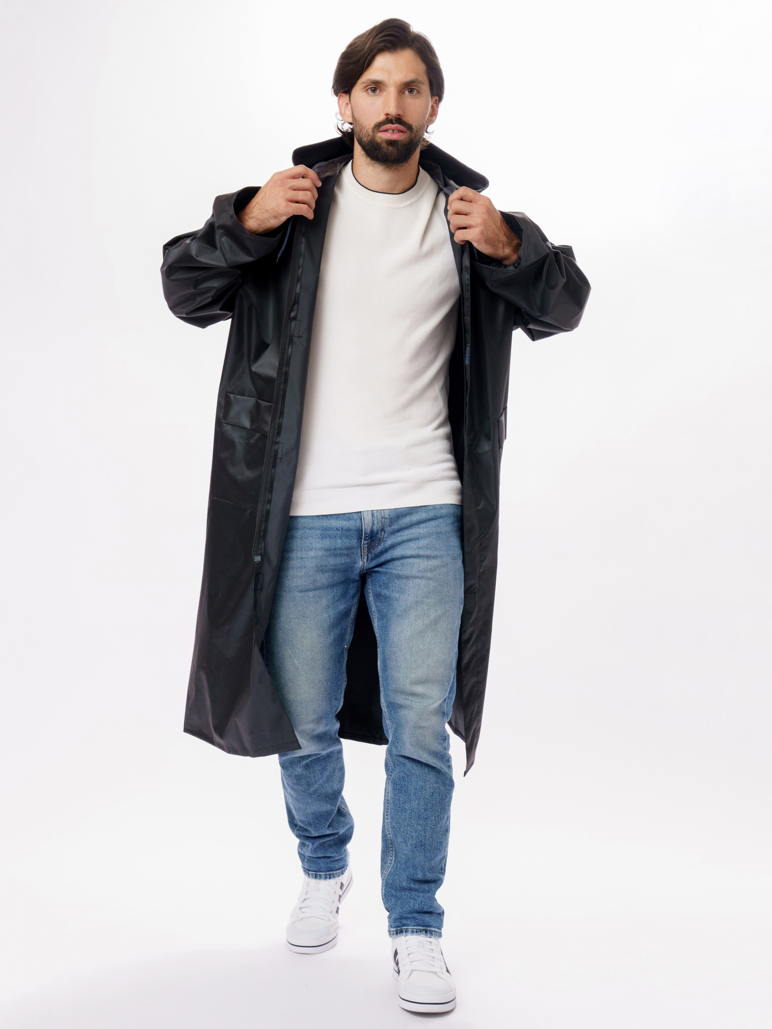 Дождевики, парная съемка. KED Production — продакшн из СПб. Создаём фото, видео и контент, который помогает брендам и селлерам продавать больше