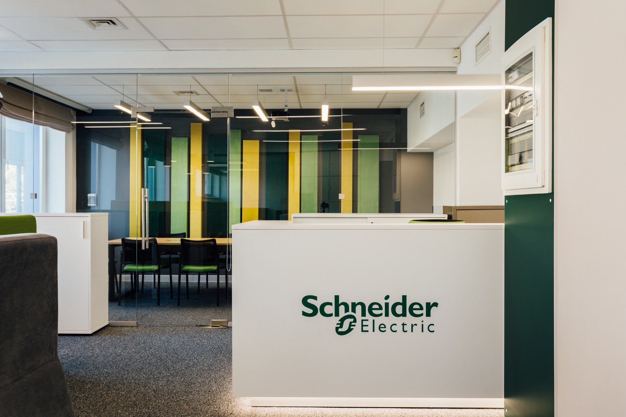 Офис «Schneider Electric». Свадебный фотограф в Воронеже Куколев Илья