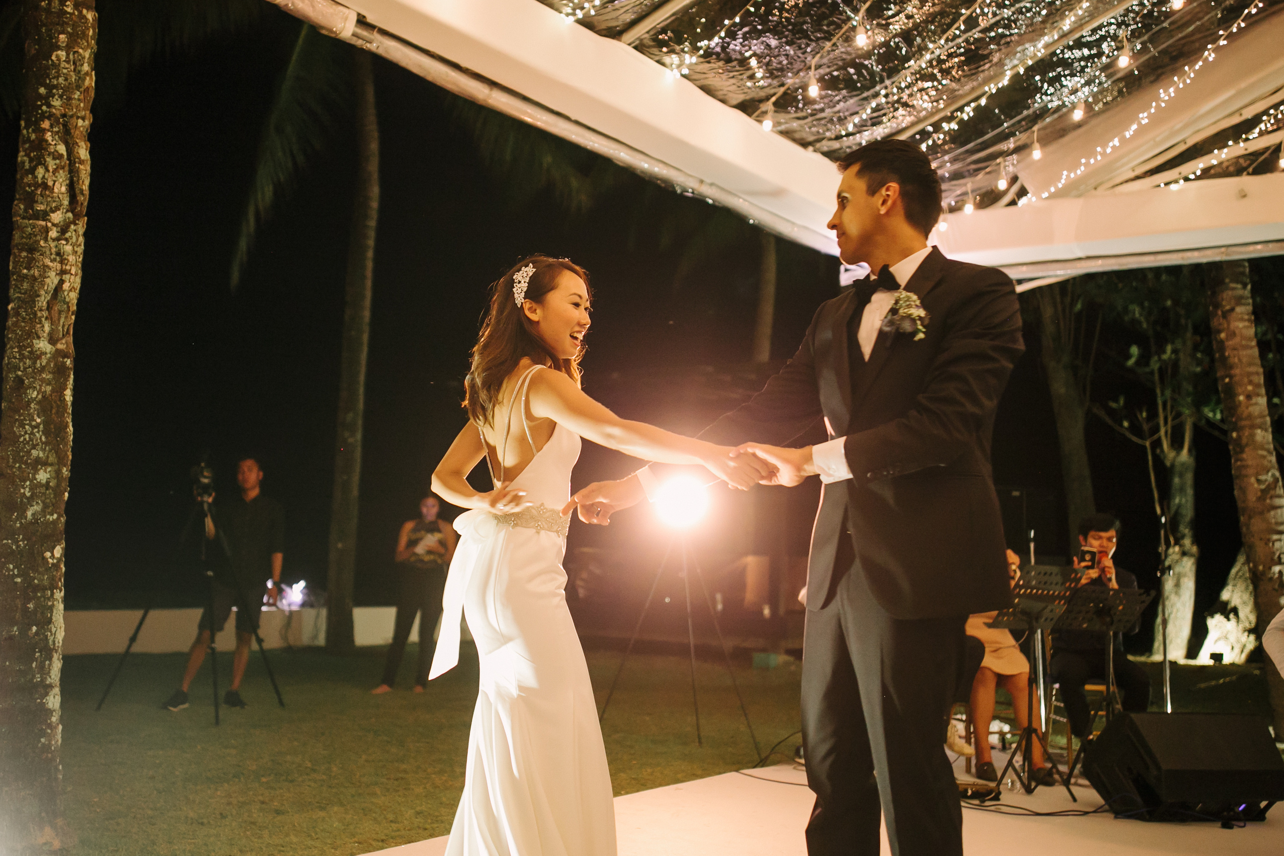 Егор и Фукуми. Пхукет. Фотограф Дмитрий Щекочихин