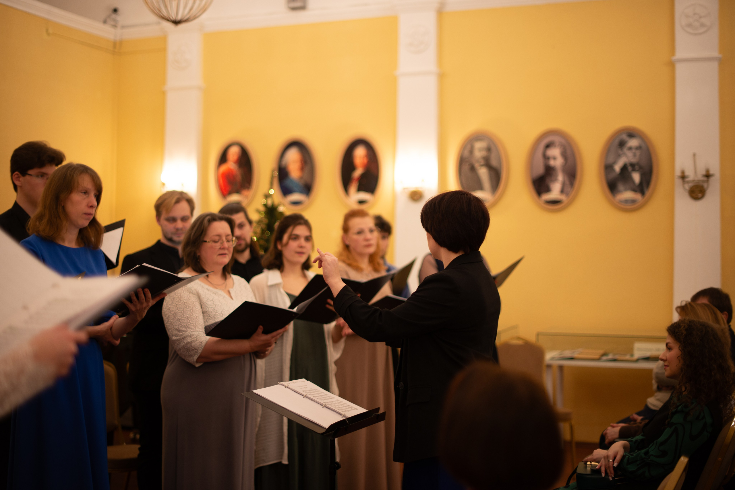 Квартирник ансамбля «Антик» в усадьбе Демидовых. Victoria Radjevna Репортажный Fashion Фотограф- Видеограф Санкт-Петербурга и Москвы