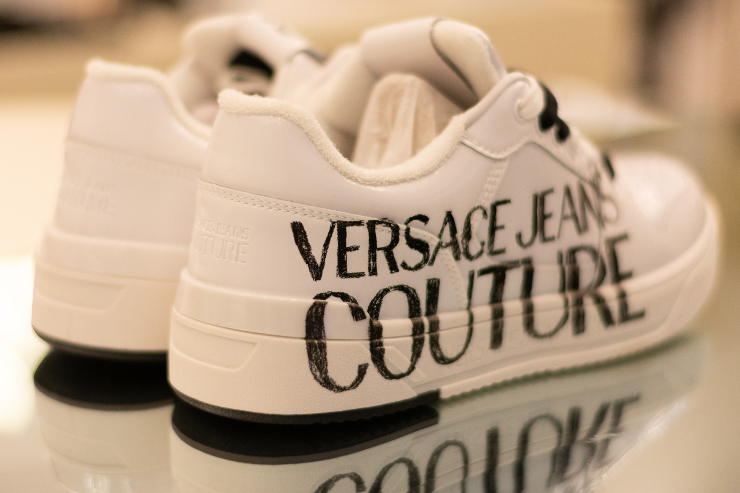 Для организаций. Предметная фотосессия для обувного магазина Capsula. Фотограф/видеограф Богдан Голованов