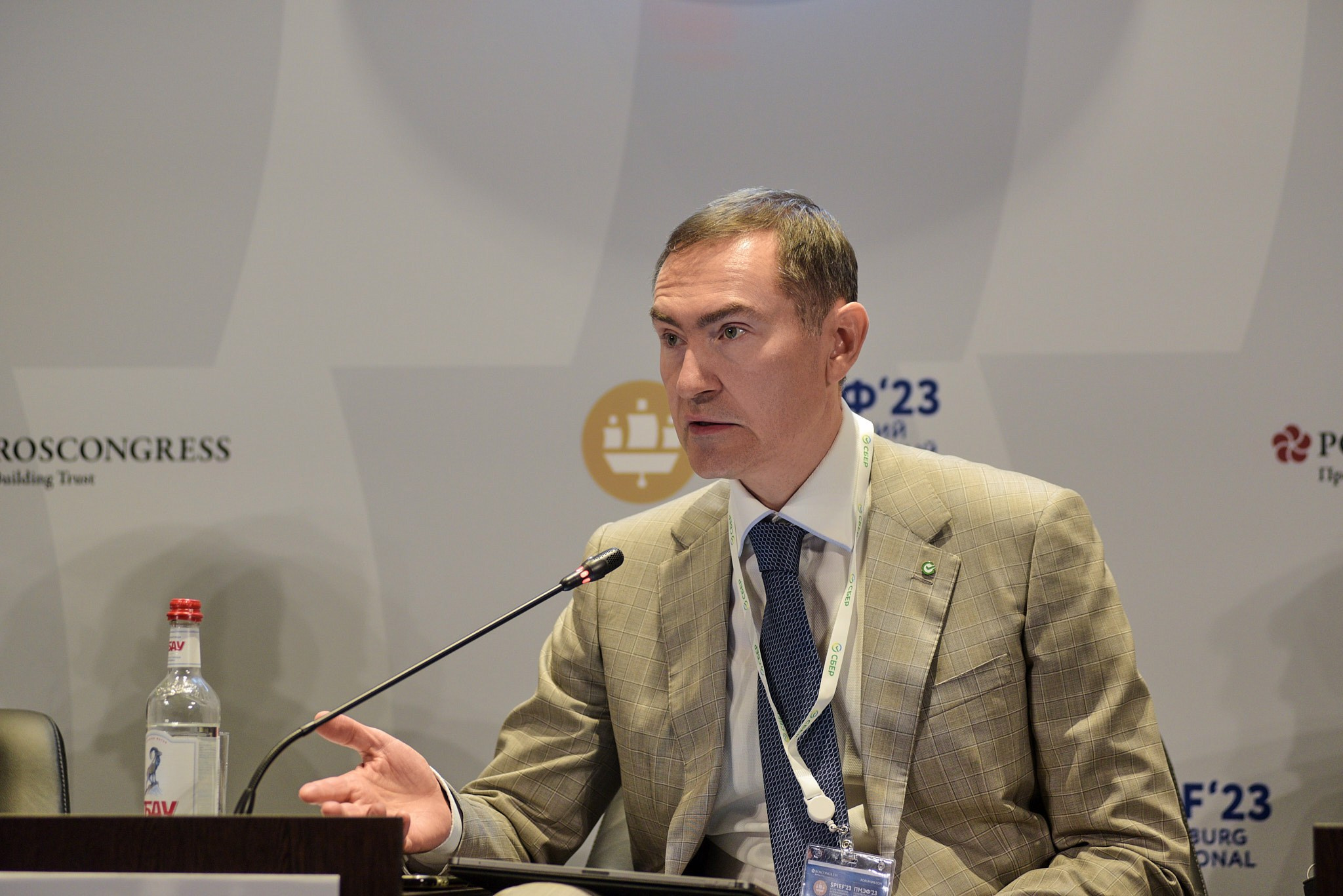 Пмэф 2023. Иван Ступа, репортажный фотограф в Санкт-Петербурге и Ленинградской области