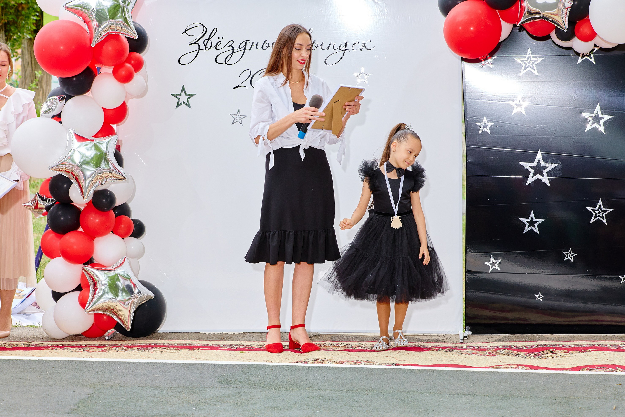 Выпускной 45 сад. Фотограф Выпускные альбомы Таганрог Сергей Коробченко