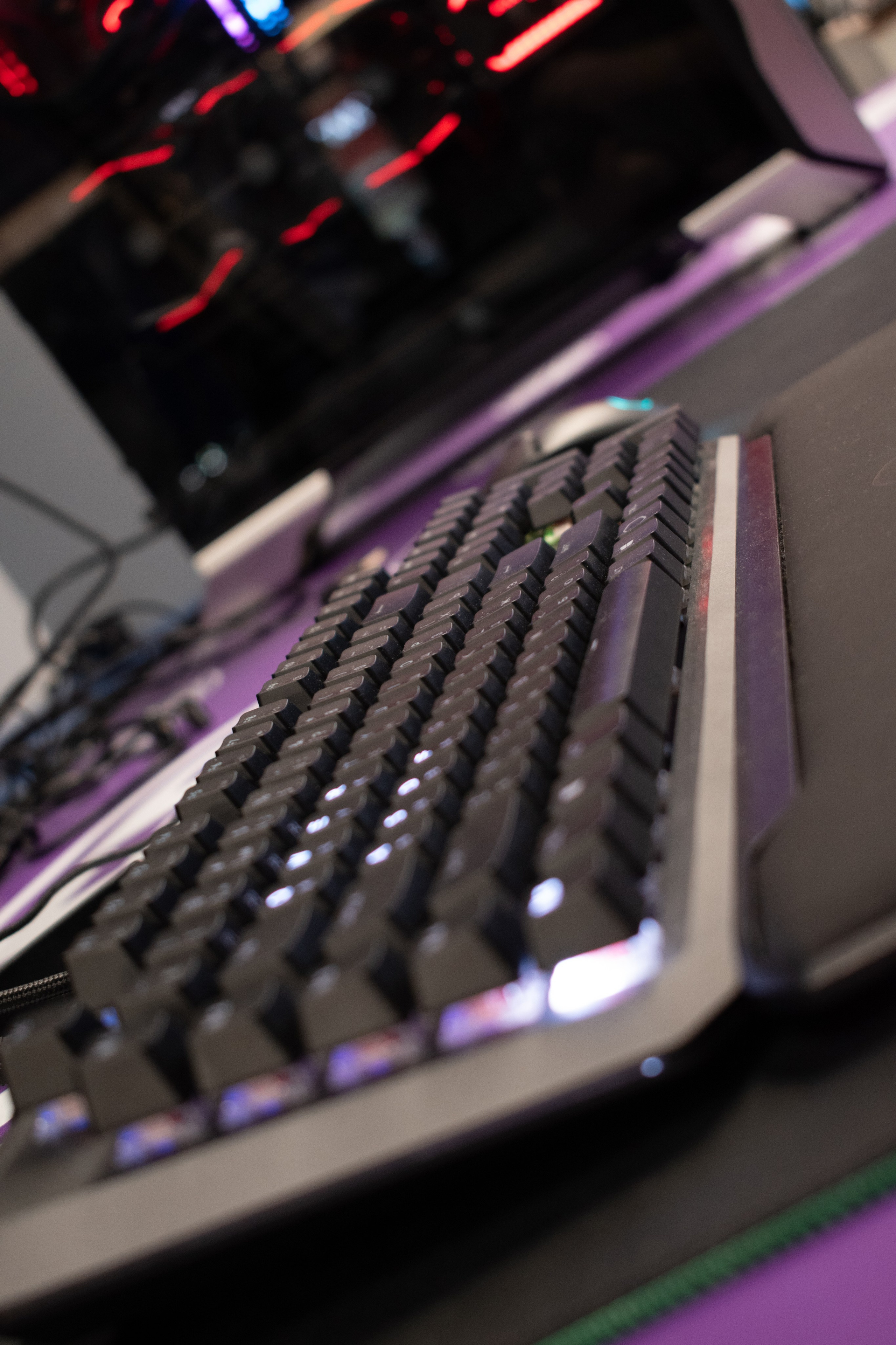 RaceRoom Endurance Challenge 2020: 1 Round — Road America. Репортажный фотограф Сыбер Мартти