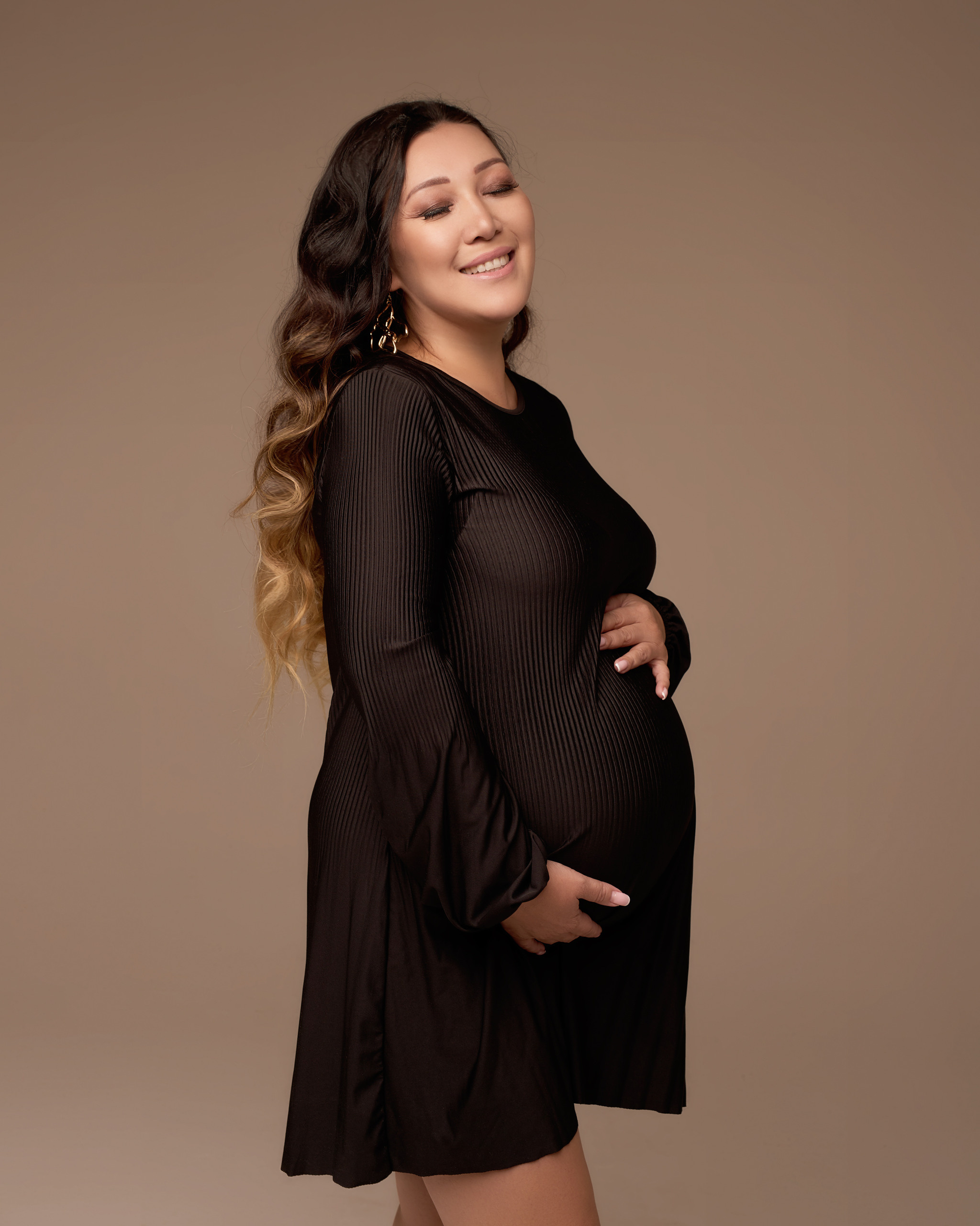 Фотосессия беременности в Астрахани. Фотограф в Астрахани съемка семей беременности лавстори