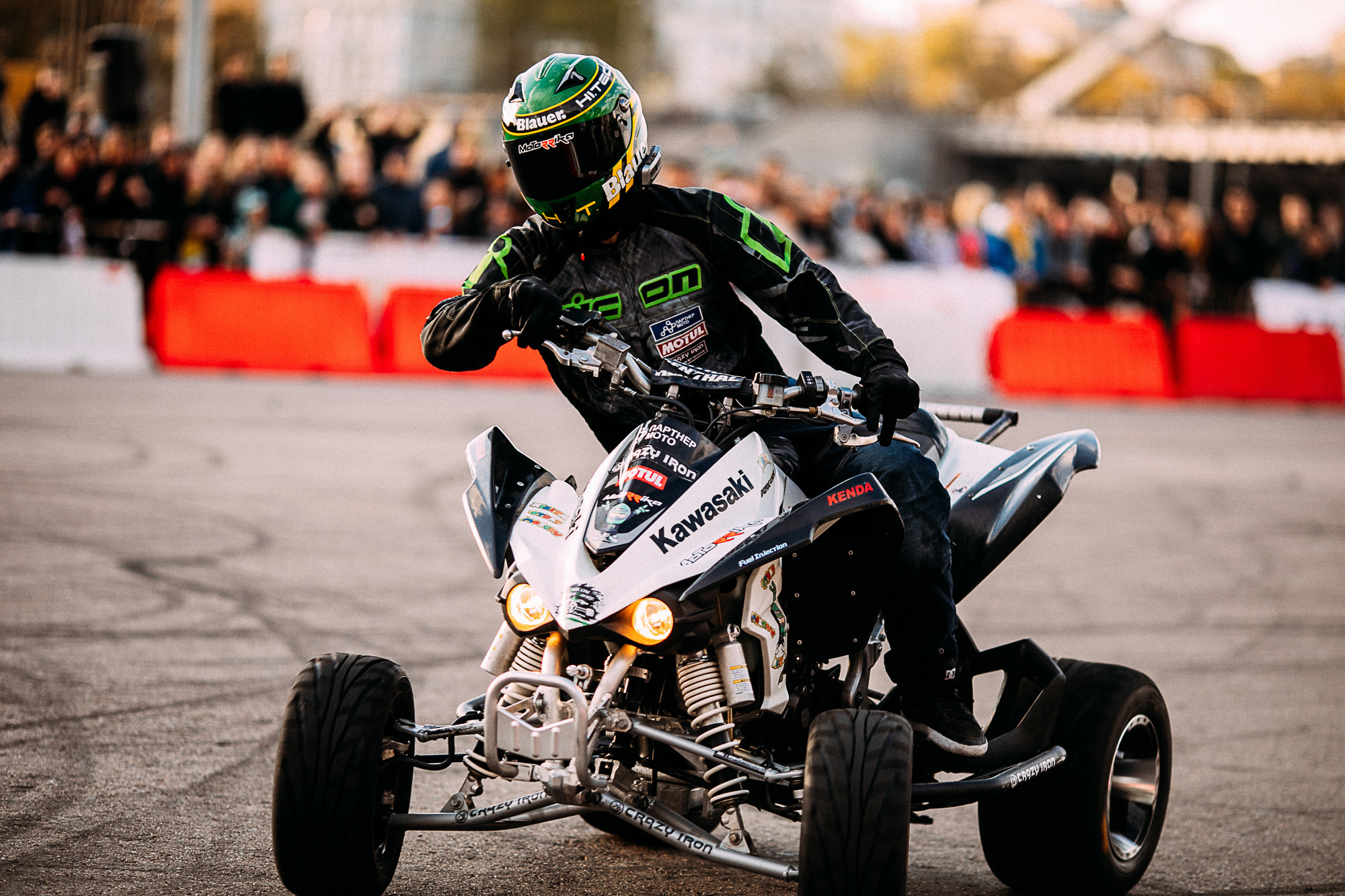 Коммерческий фотограф