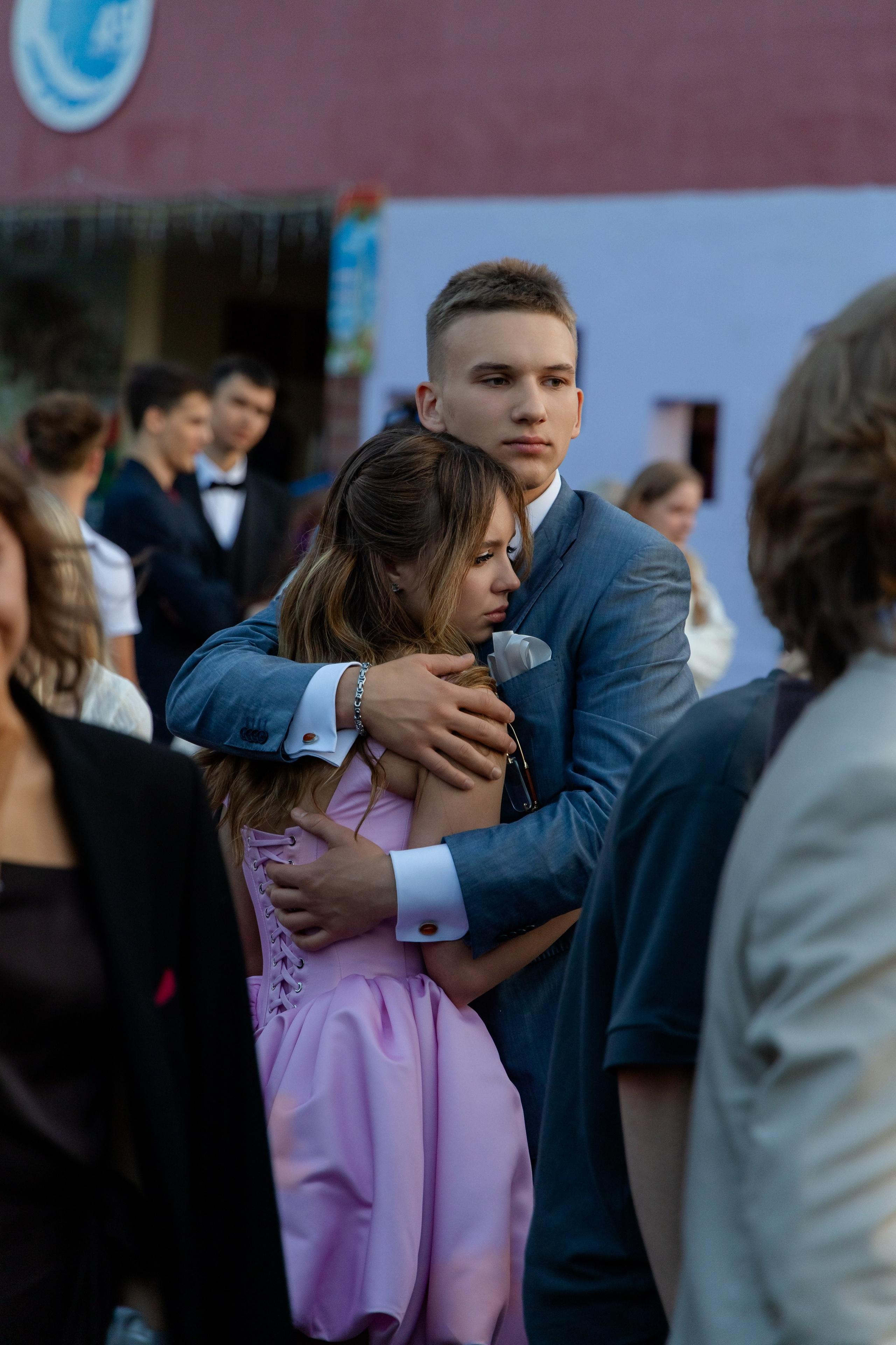 Школьный выпускной 2025 год в Минске, Беларуси. Свадебный фотограф в Минске/Беларуси Сергей Спиридонов