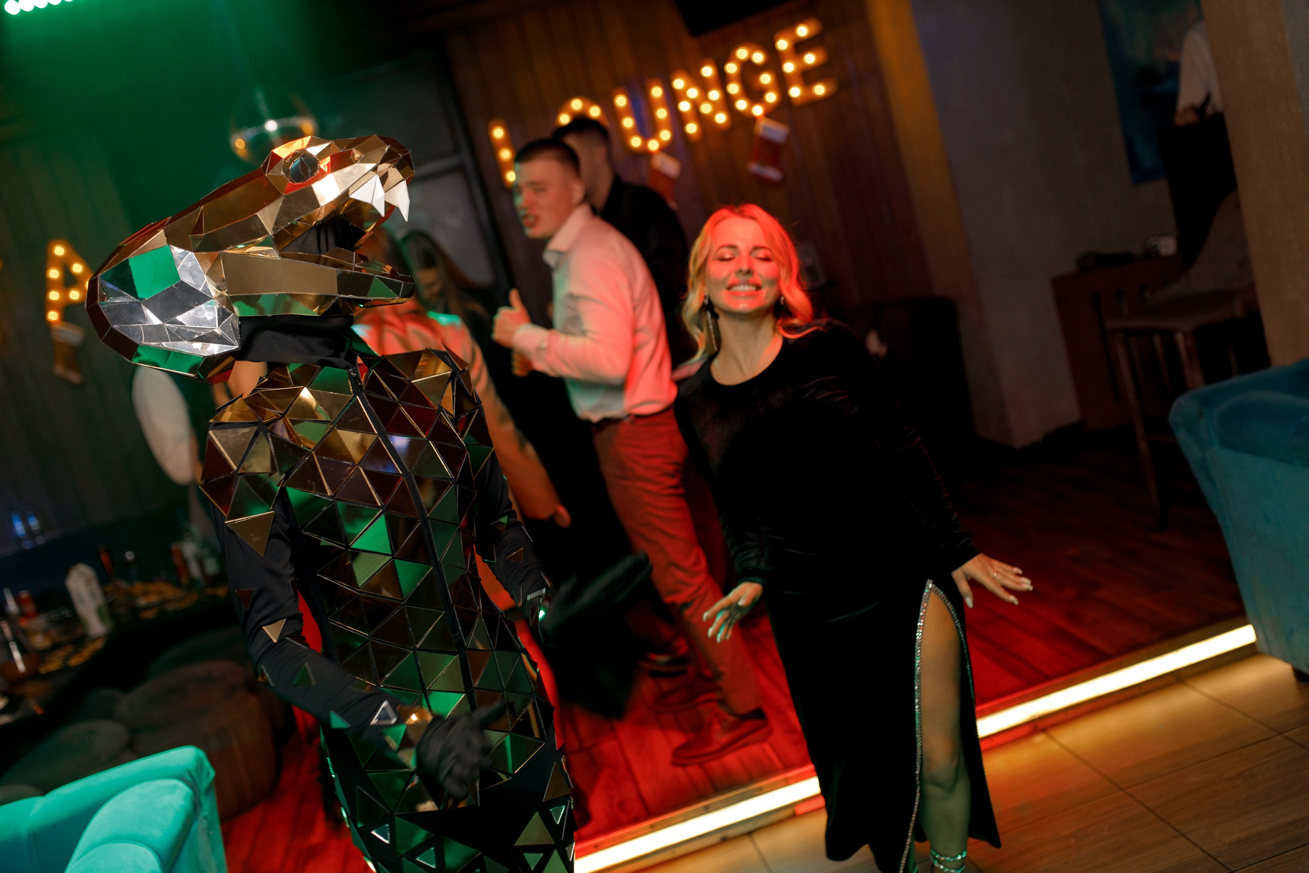 New Year 2025. Мята Спортивная — Кальянная, караоке, бар в Минске