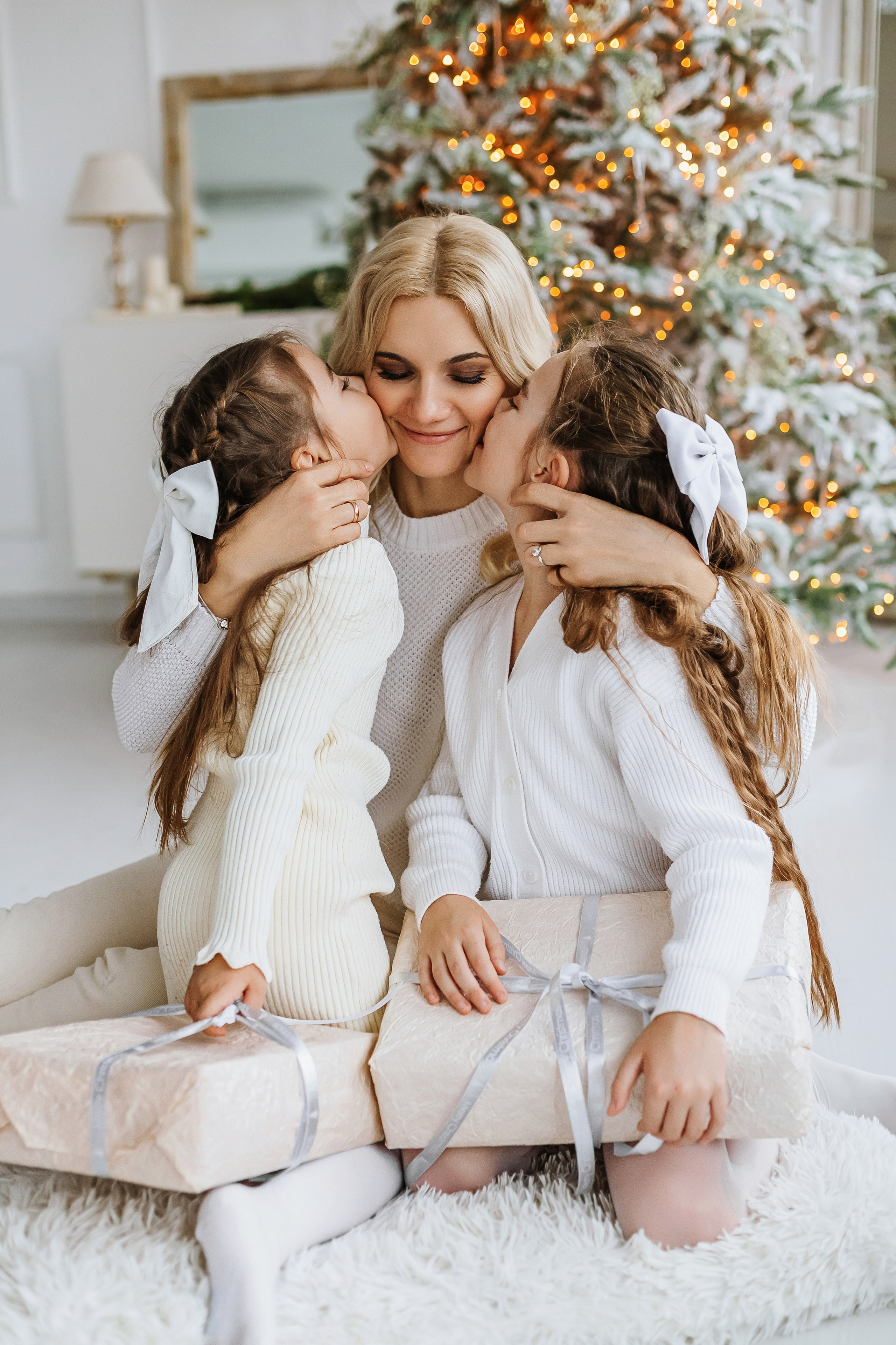 Семейная новогодняя фотосессия. Портретный и семейный фотограф в Минске