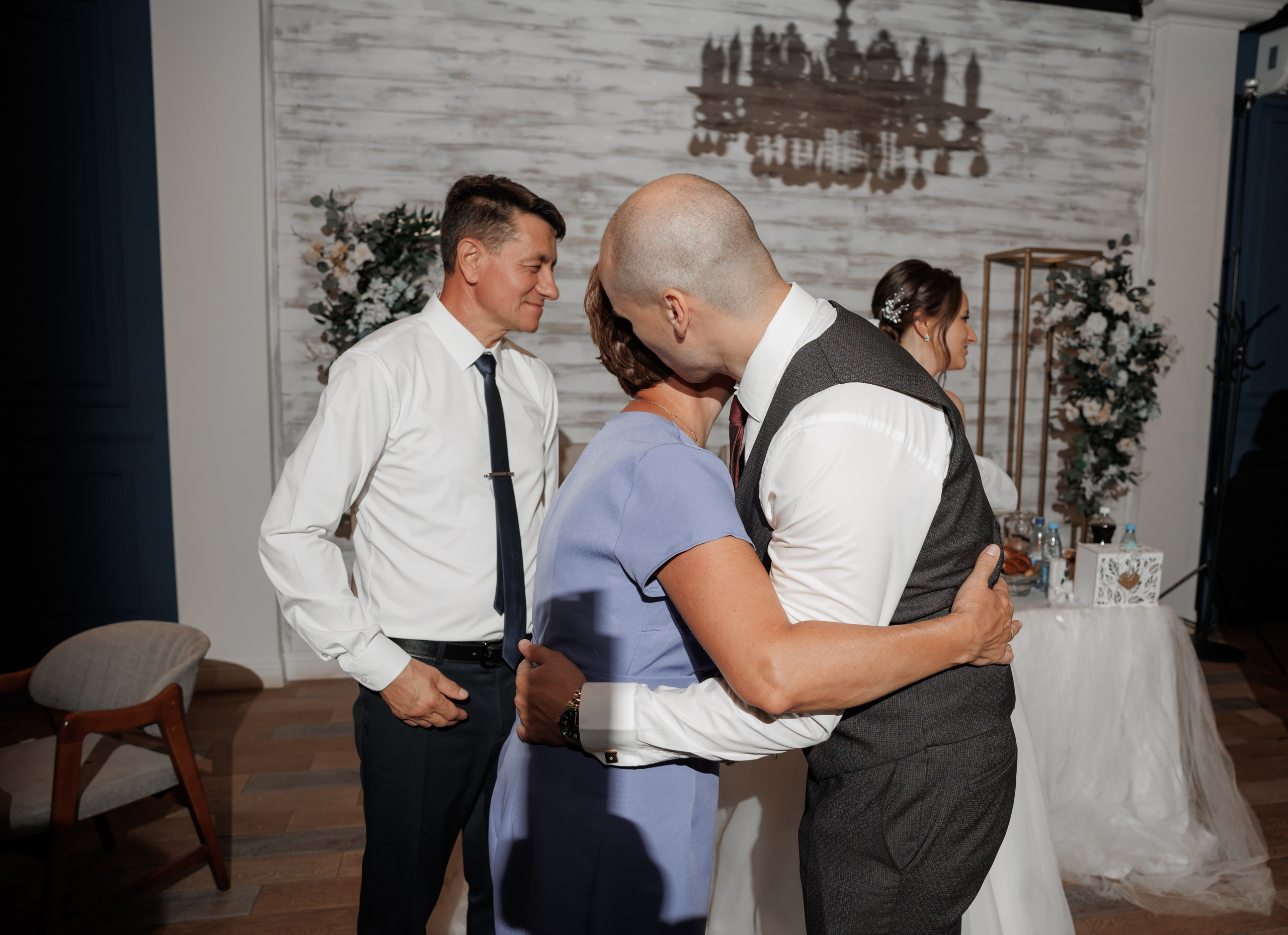 Полина и Дмитрий, загородный клуб «Барин», ЗАГС в г. Пушкино. Свадебный и репортажный фотограф (Москва, Королев и другие)