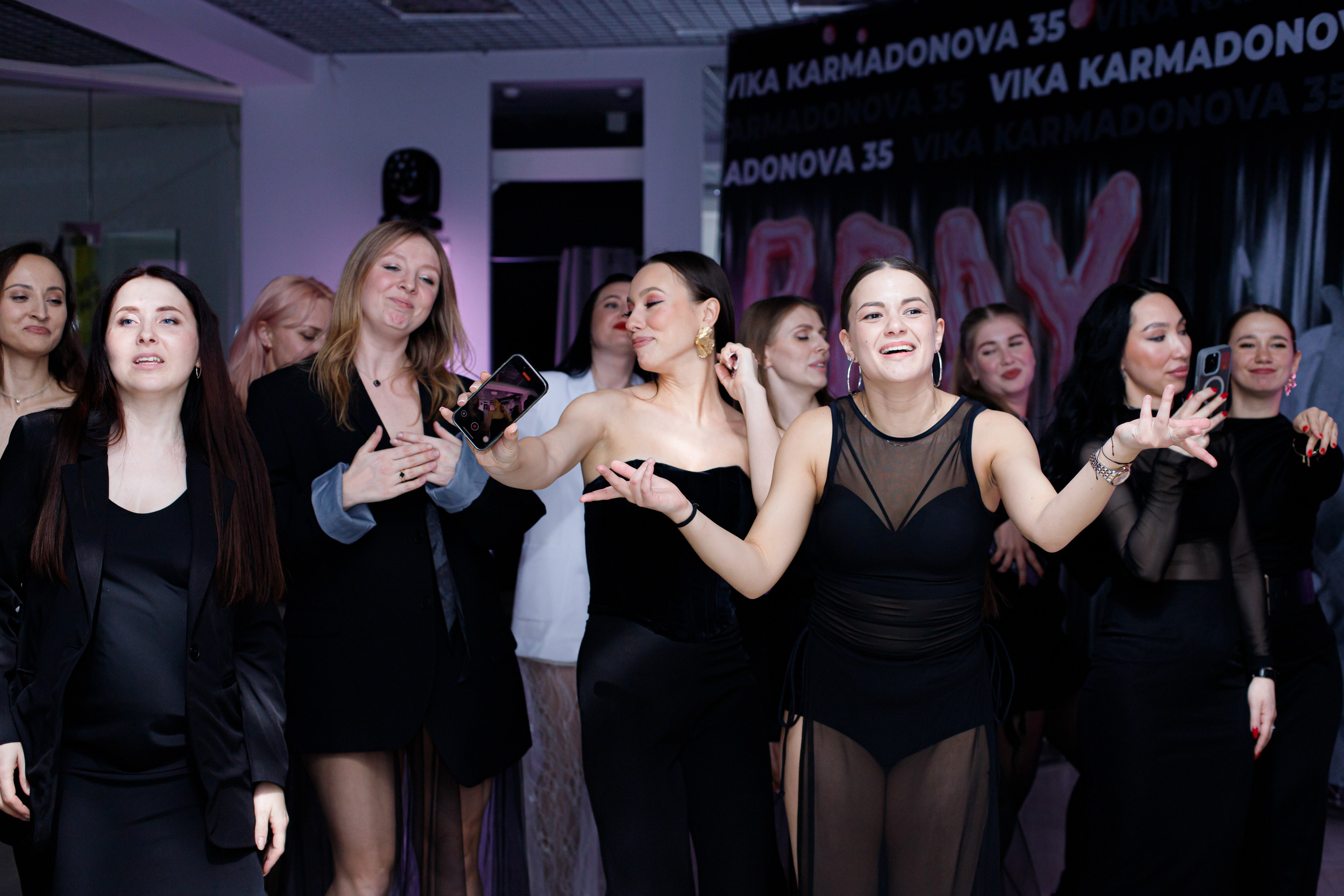 VIKA KARMADONOVA. Photokarish