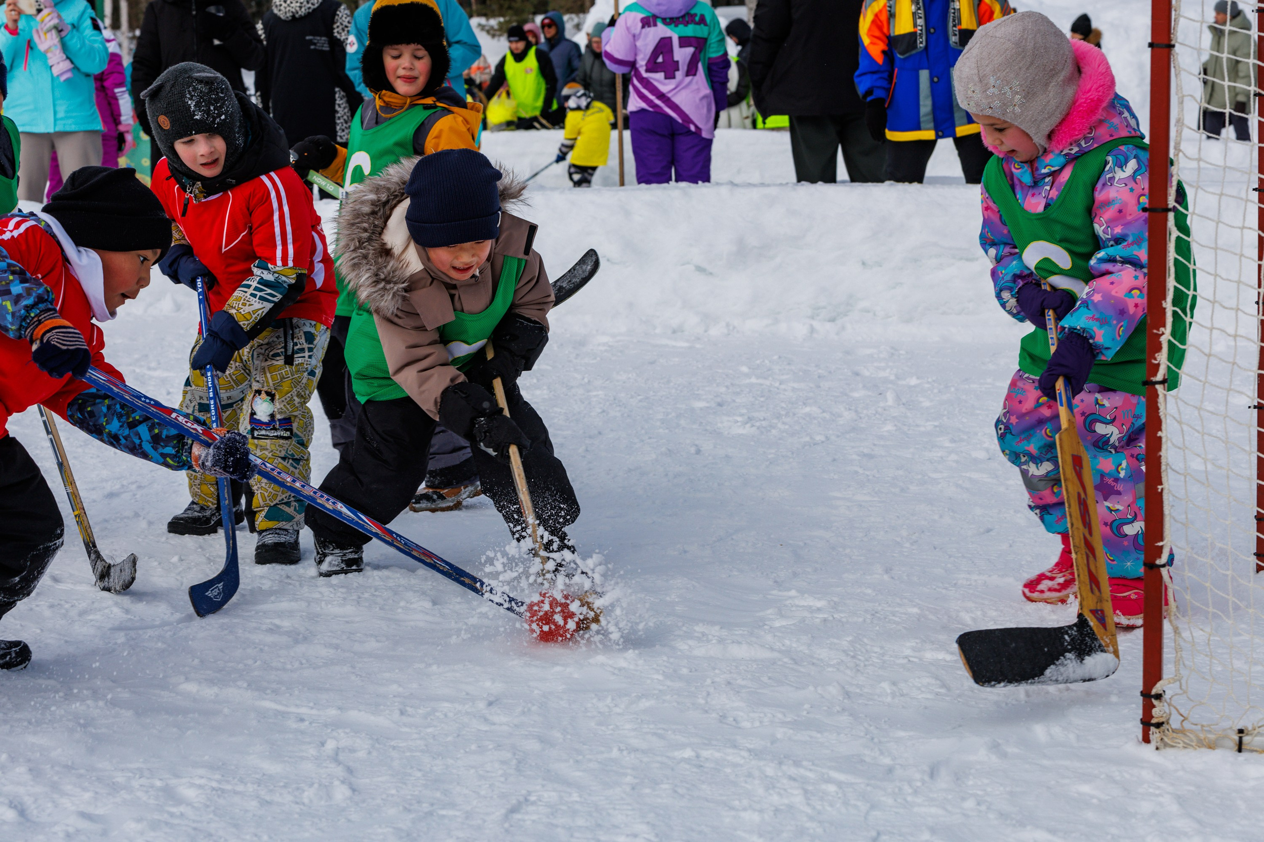 XIII чемпионат  по «ХОККЕЮ В ВАЛЕНКАХ». Свадебный, семейный и репортажный фотограф в Южно-Сахалинске Артур Петросян