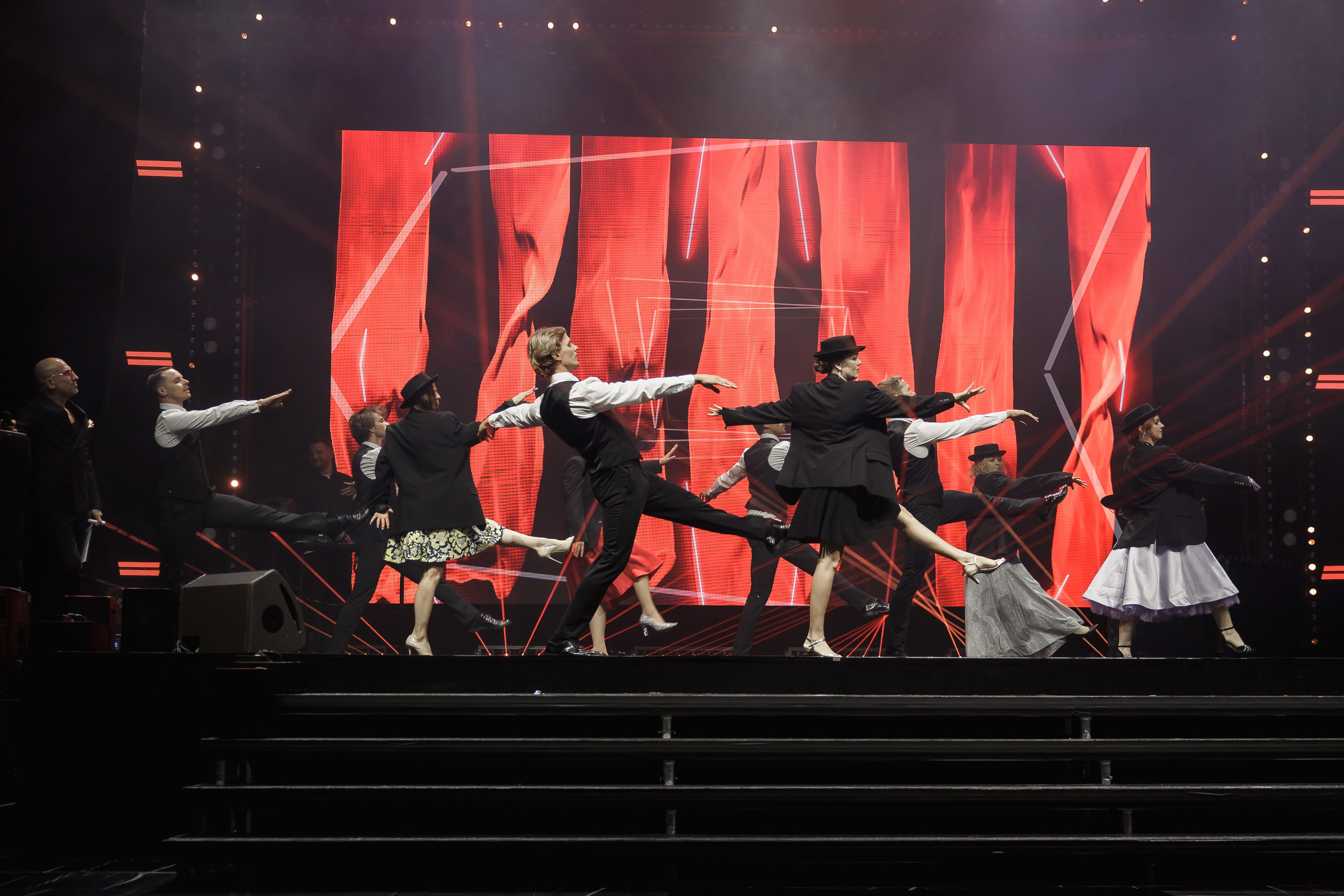 Вселенная ADM — 30 лет