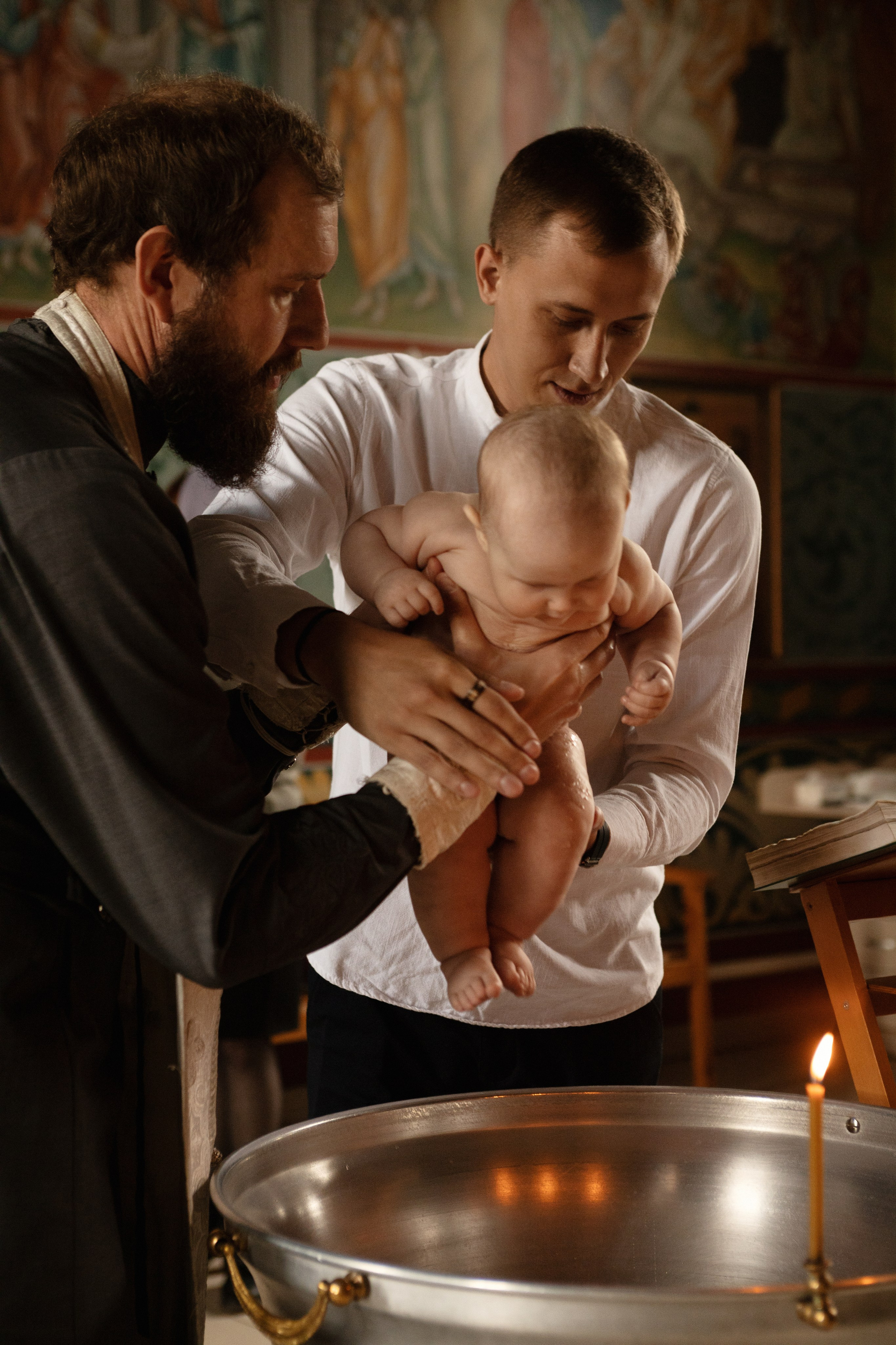 Крещение Константина Собор Казанской иконы Божией Матери (возле ТЦ Север). Фотограф новорожденных Оренбург Оксана Трофимова