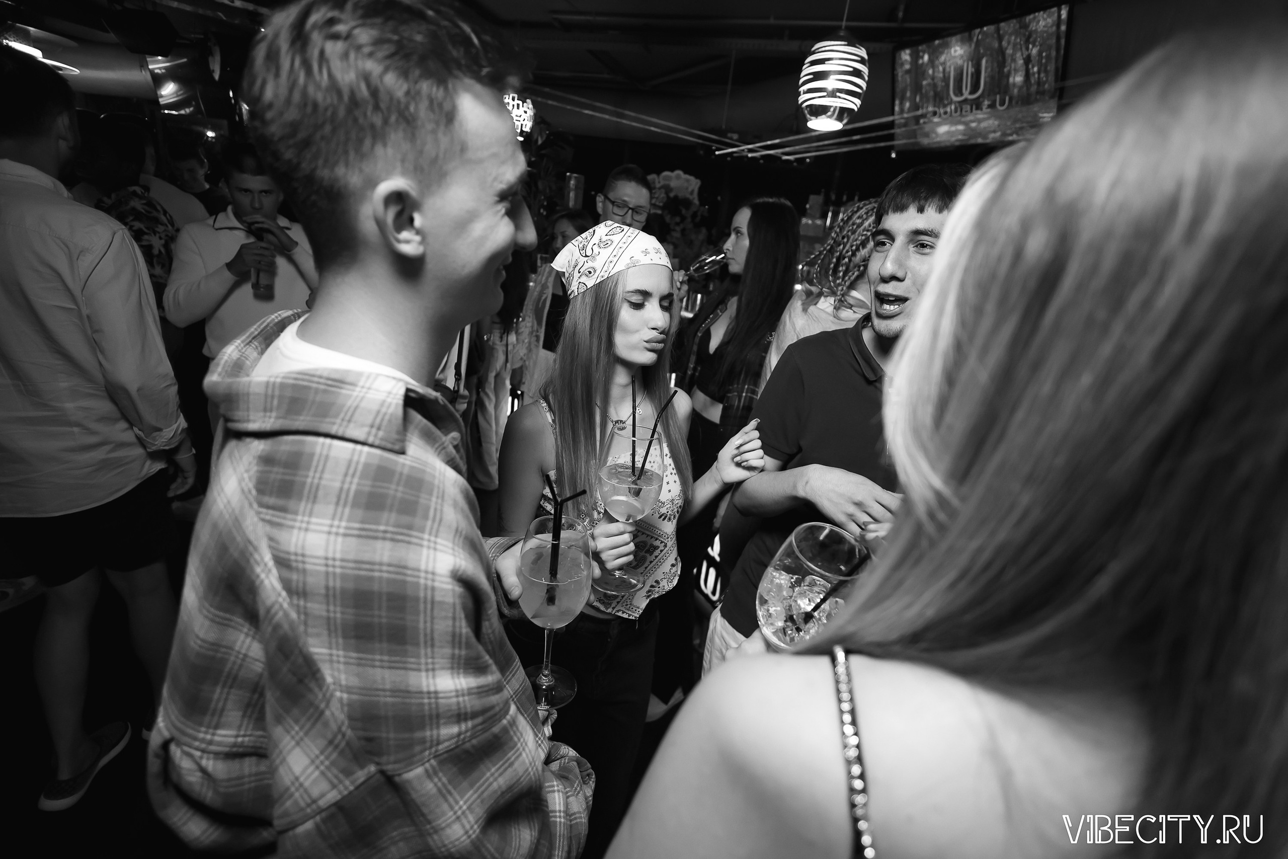 DOUBLE U. VIBECITY.RU Вайб Сити Ру Фоторепортажи Фотоотчеты Калининград