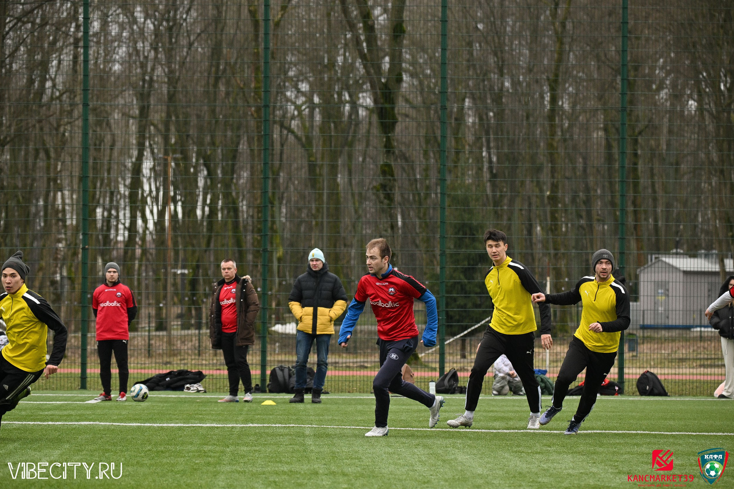 XX ЧЕМПИОНАТ КАЛИНИНГРАДСКОЙ ЛФЛ КАНЦМАРКЕТ39 сезона 2024–2025 гг. VIBECITY.RU Вайб Сити Ру Фоторепортажи Фотоотчеты Калининград