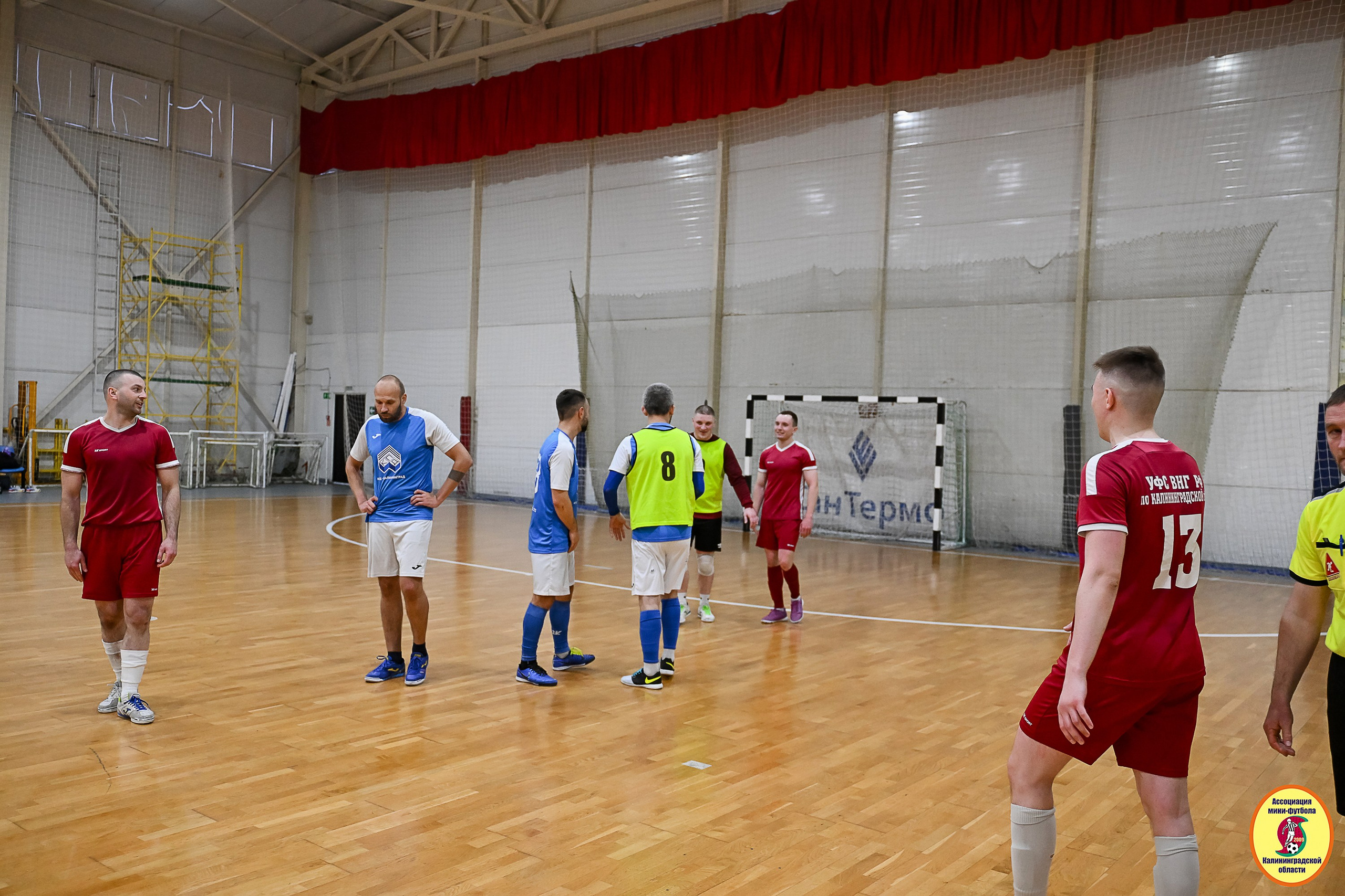 Корпоративная Бизнес Лига по футзалу — Весна 2026. VIBECITY.RU Вайб Сити Ру Фоторепортажи Фотоотчеты Калининград