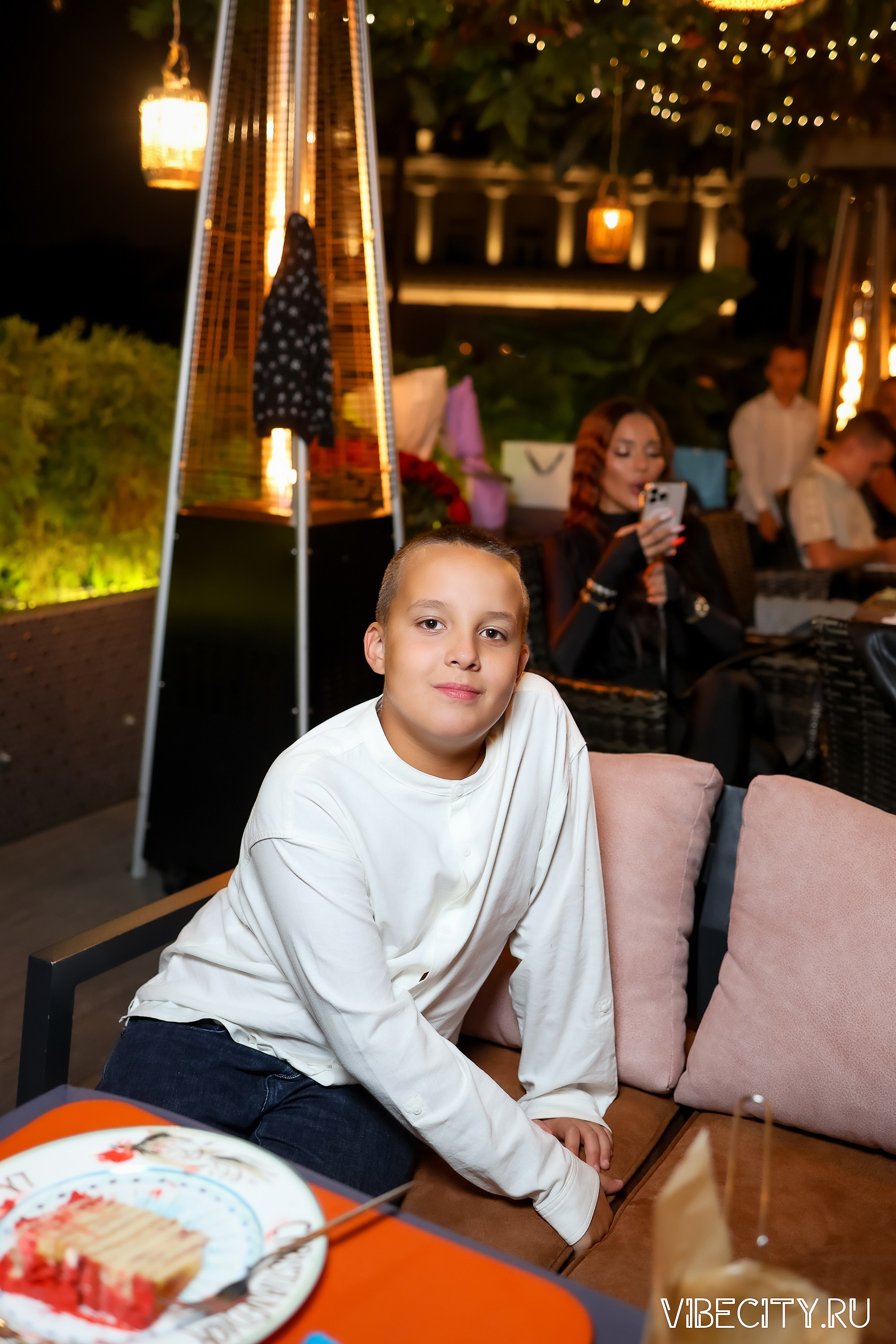 DOUBLE U. VIBECITY.RU Вайб Сити Ру Фоторепортажи Фотоотчеты Калининград