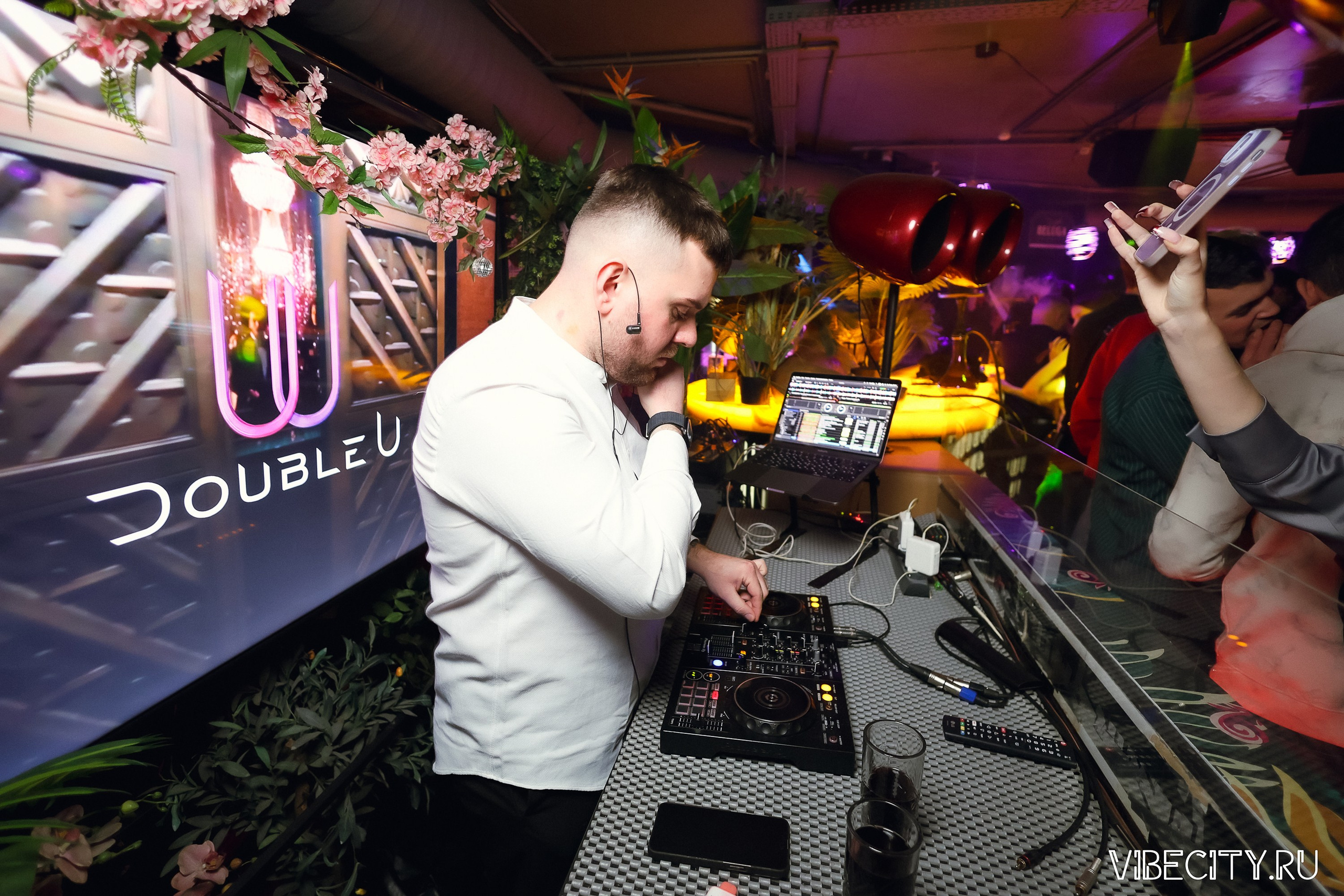 DOUBLE U. VIBECITY.RU Вайб Сити Ру Фоторепортажи Фотоотчеты Калининград