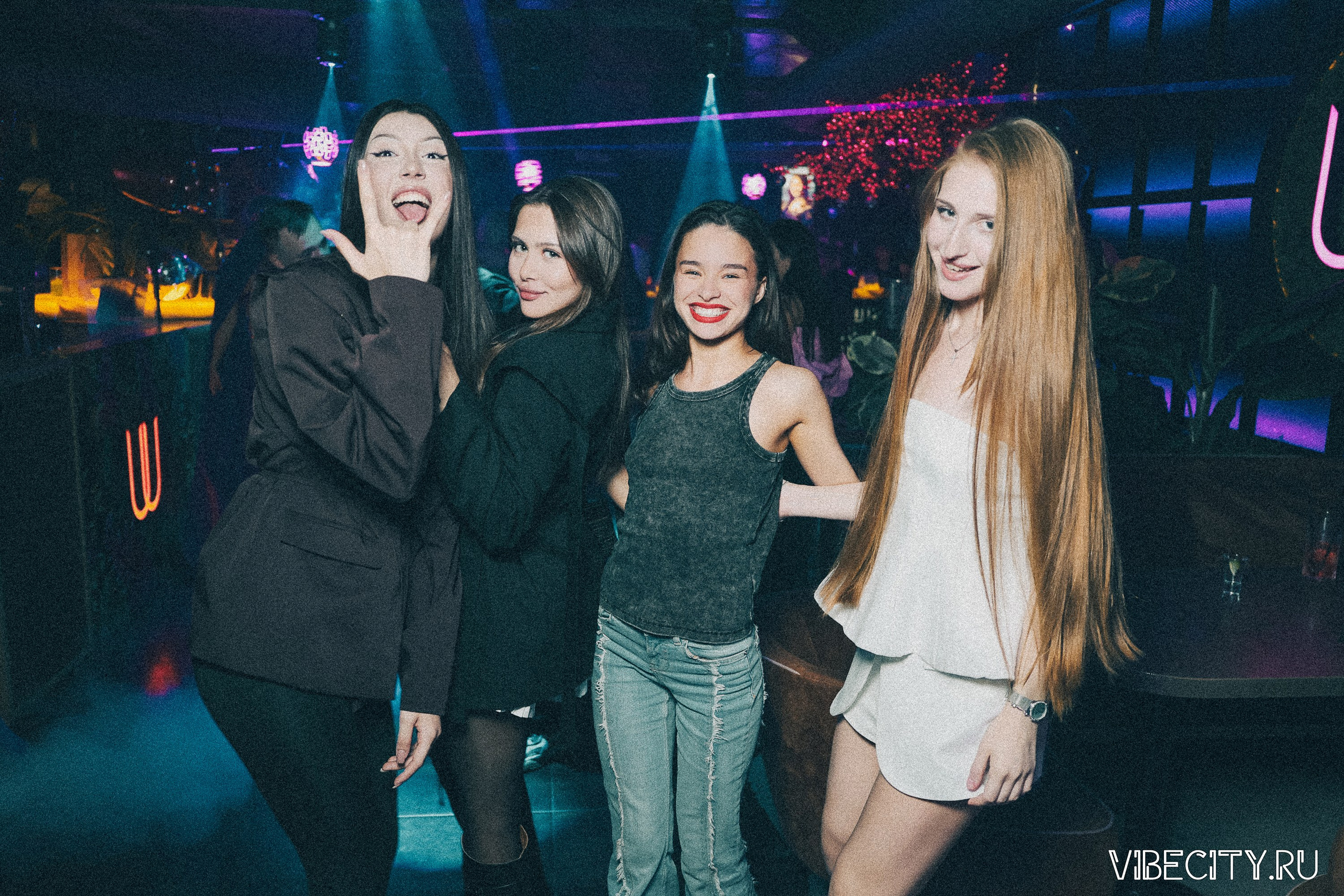 DOUBLE U. VIBECITY.RU Вайб Сити Ру Фоторепортажи Фотоотчеты Калининград