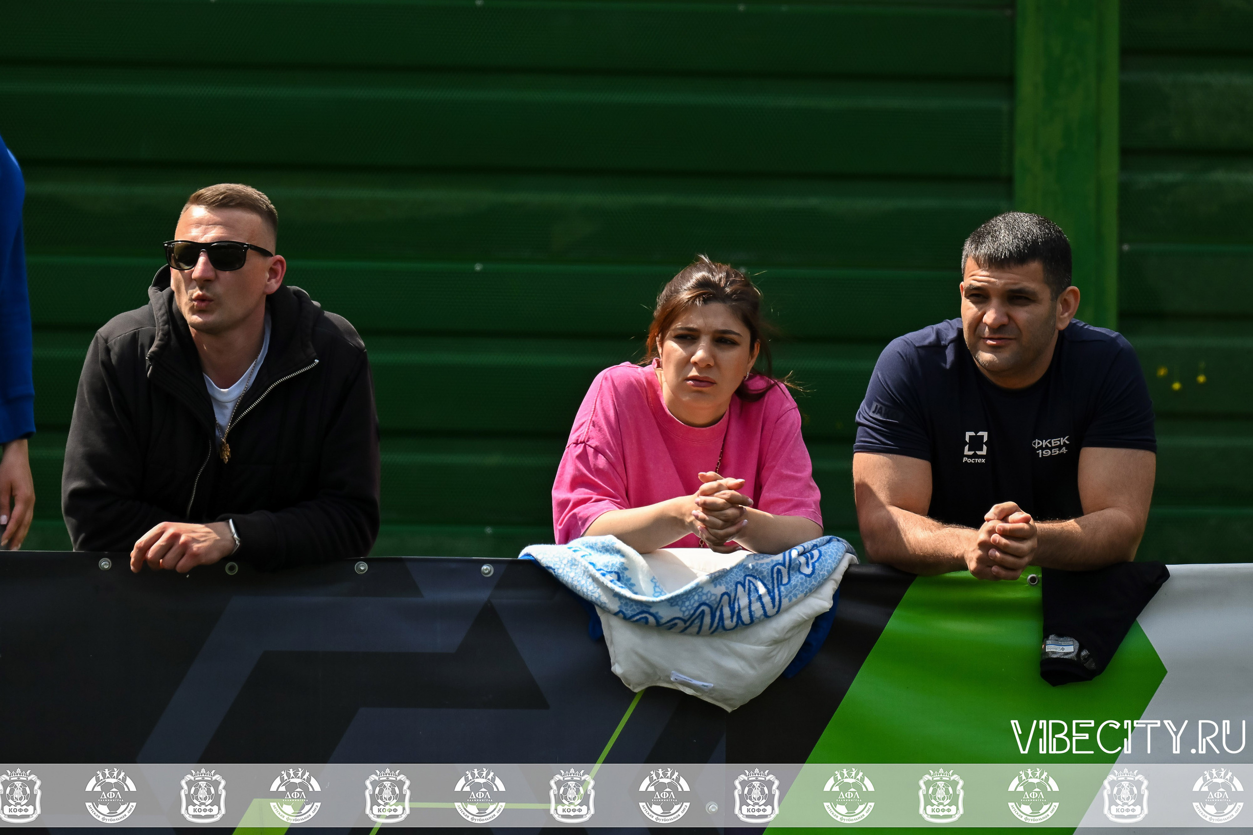 Большие Звезды светят Малым. VIBECITY.RU Вайб Сити Ру Фоторепортажи Фотоотчеты Калининград