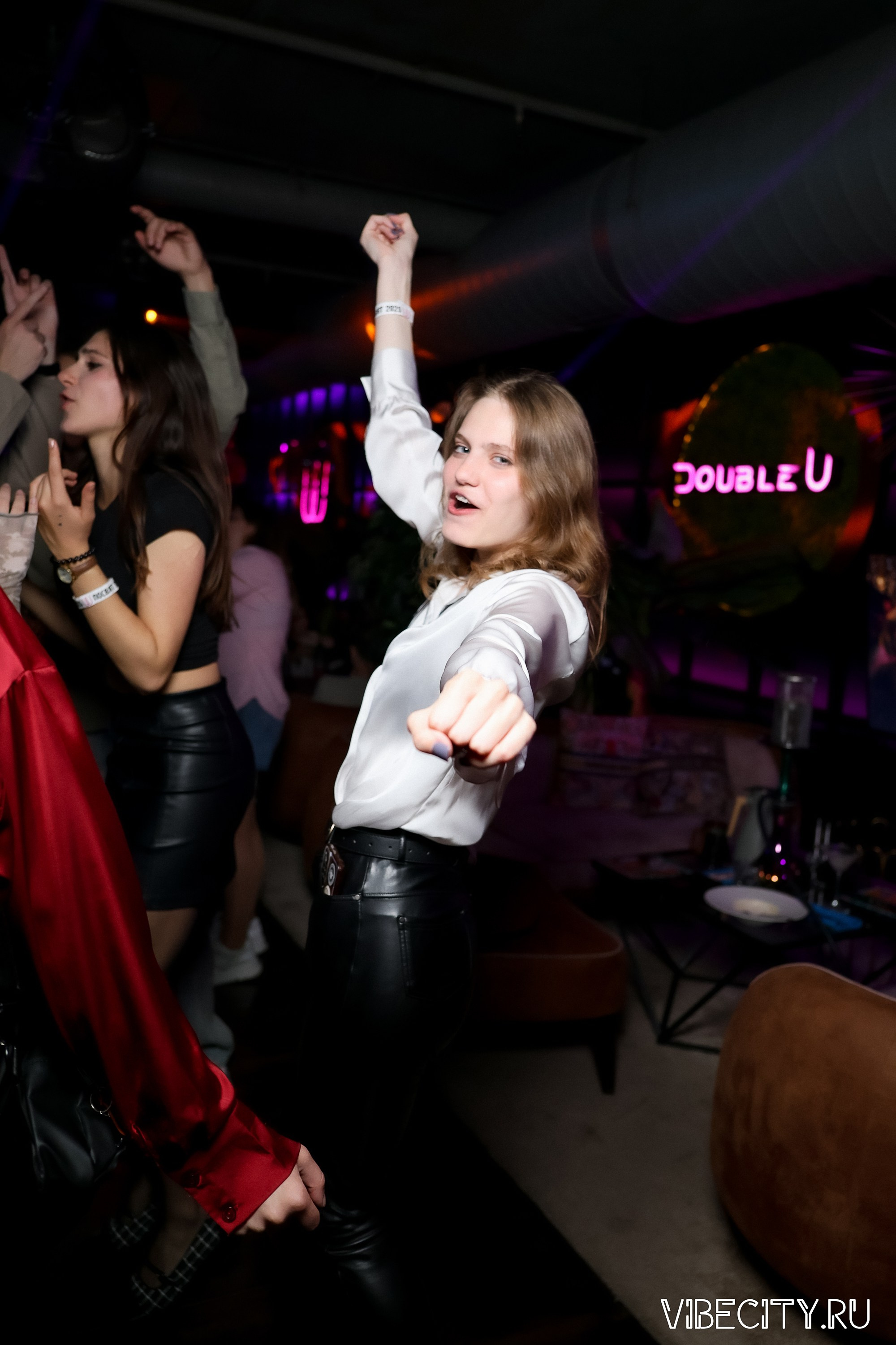 DOUBLE U. VIBECITY.RU Вайб Сити Ру Фоторепортажи Фотоотчеты Калининград