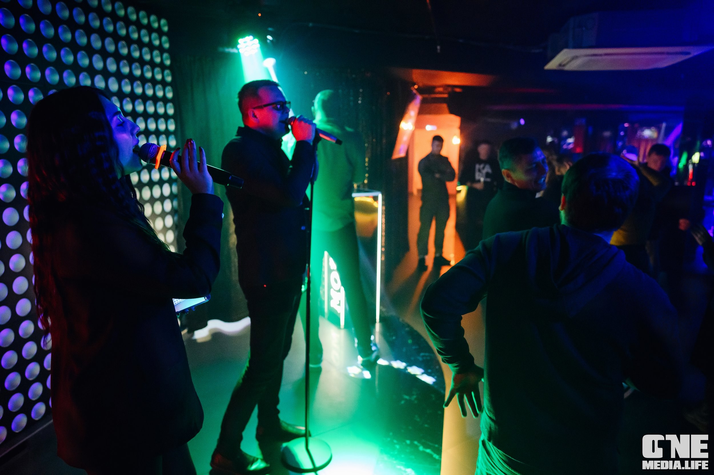 Фоторепортаж из караоке-клуба Эйфория. One Media Life: фоторепортажи, фотоотчеты с мероприятий и заведений