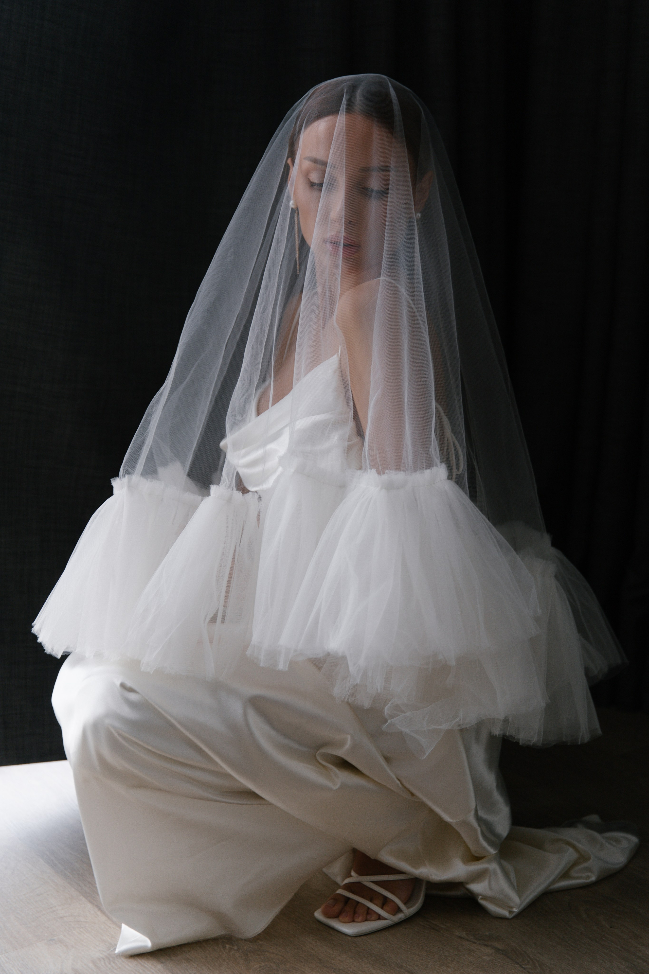 Совместные сборы в отеле. Свадебный фотограф Полина Панина