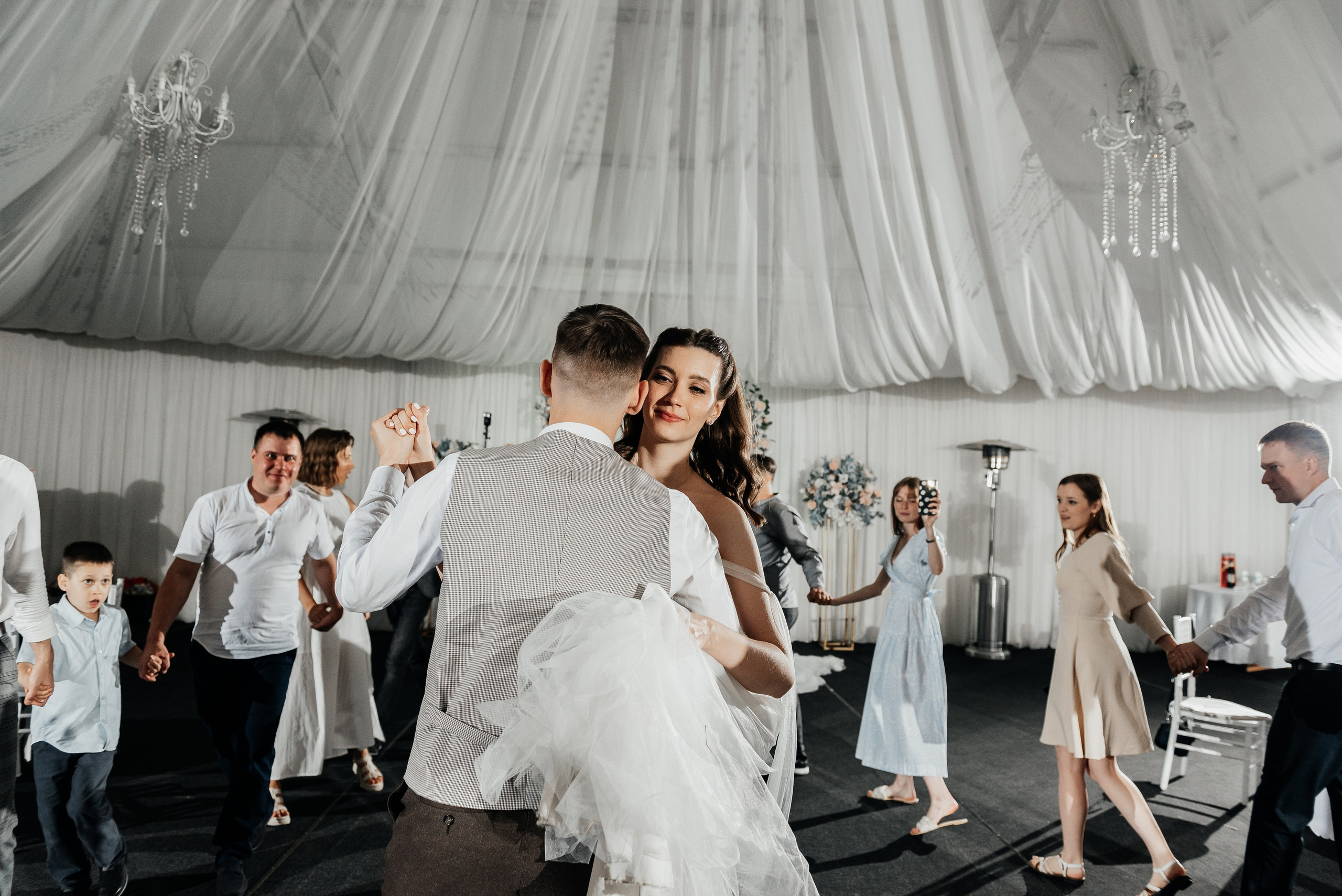 Свадебный фотограф в Екатеринбурге. Свадебная фотосъемка. Свадебный фотограф в Екатеринбурге