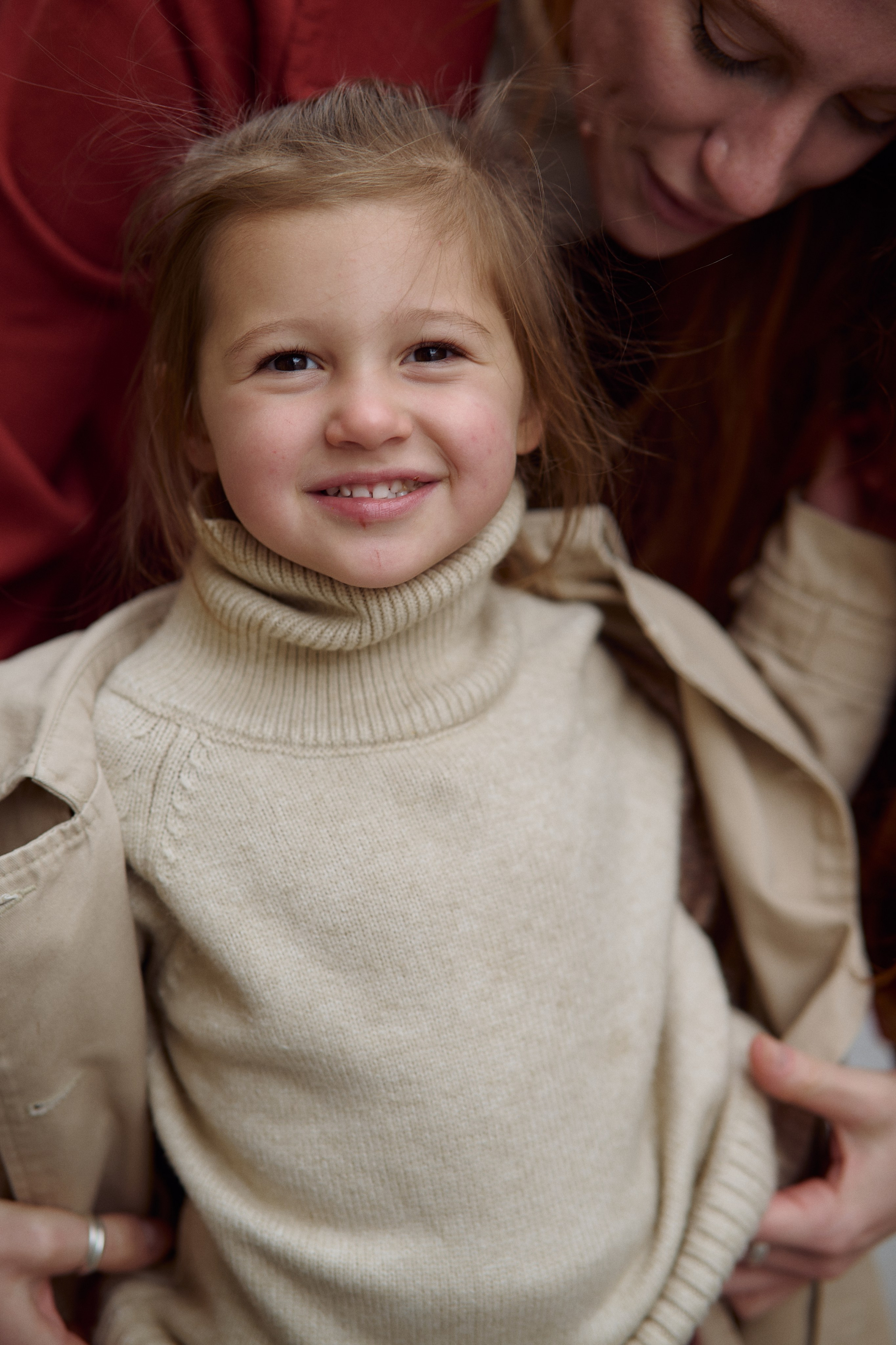 Рита и Кира. Прогулка по центру. Семейный и свадебный lifestyle-фотограф в Москве Мария Петрова