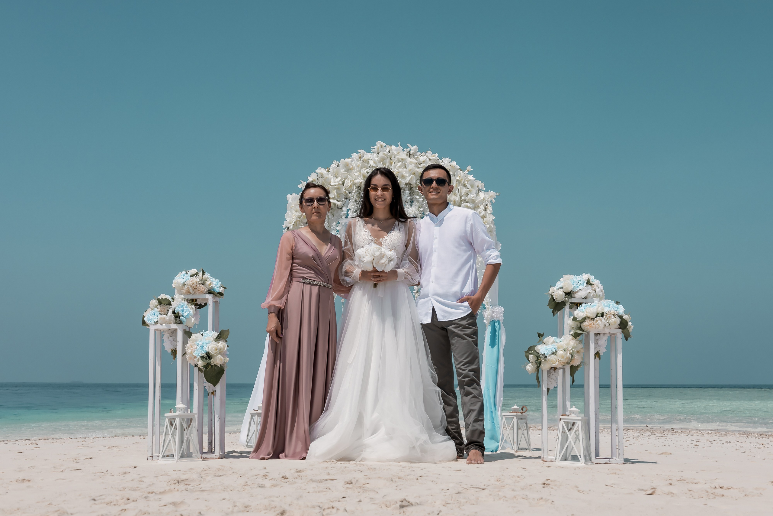 Maldivian Wedding. Фотограф свадебный, репортажный, индивидуальный, фото для маркетплейсов, брендов, автосалонов