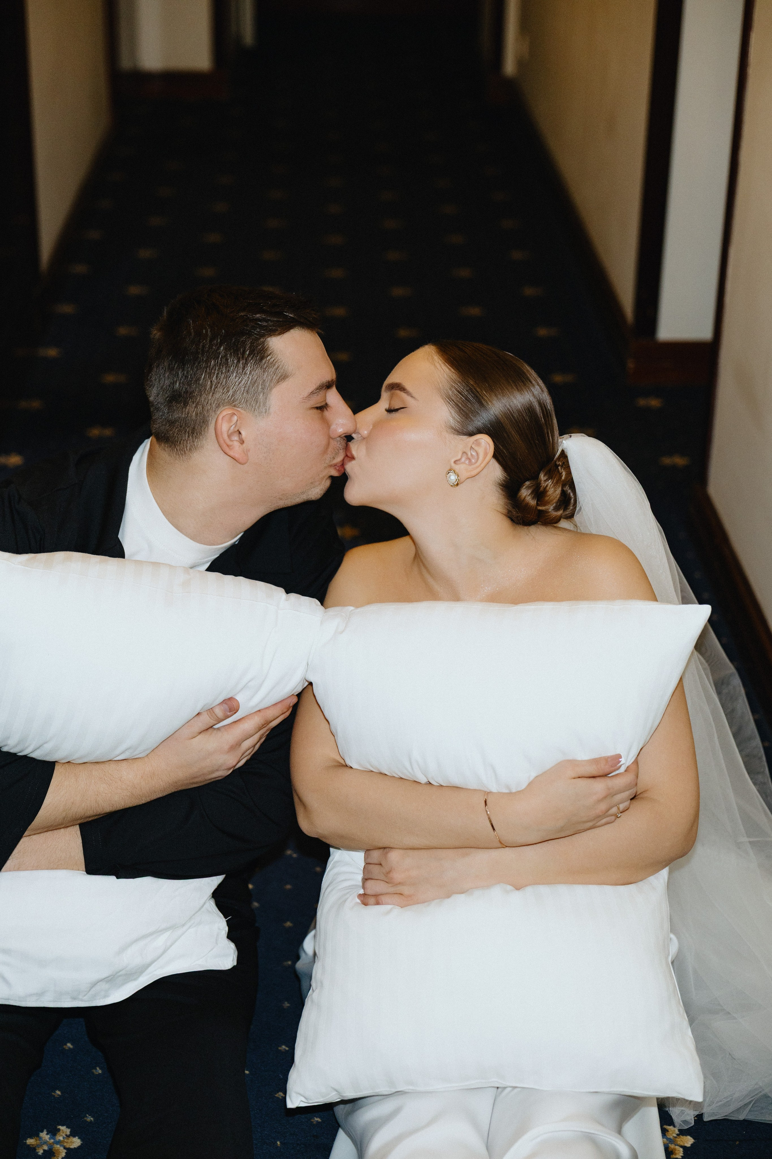 Свадебная серия «Код доступа — любовь» | Свадебный фотограф Сергей Слесарчук. Свадебный фотограф СПБ