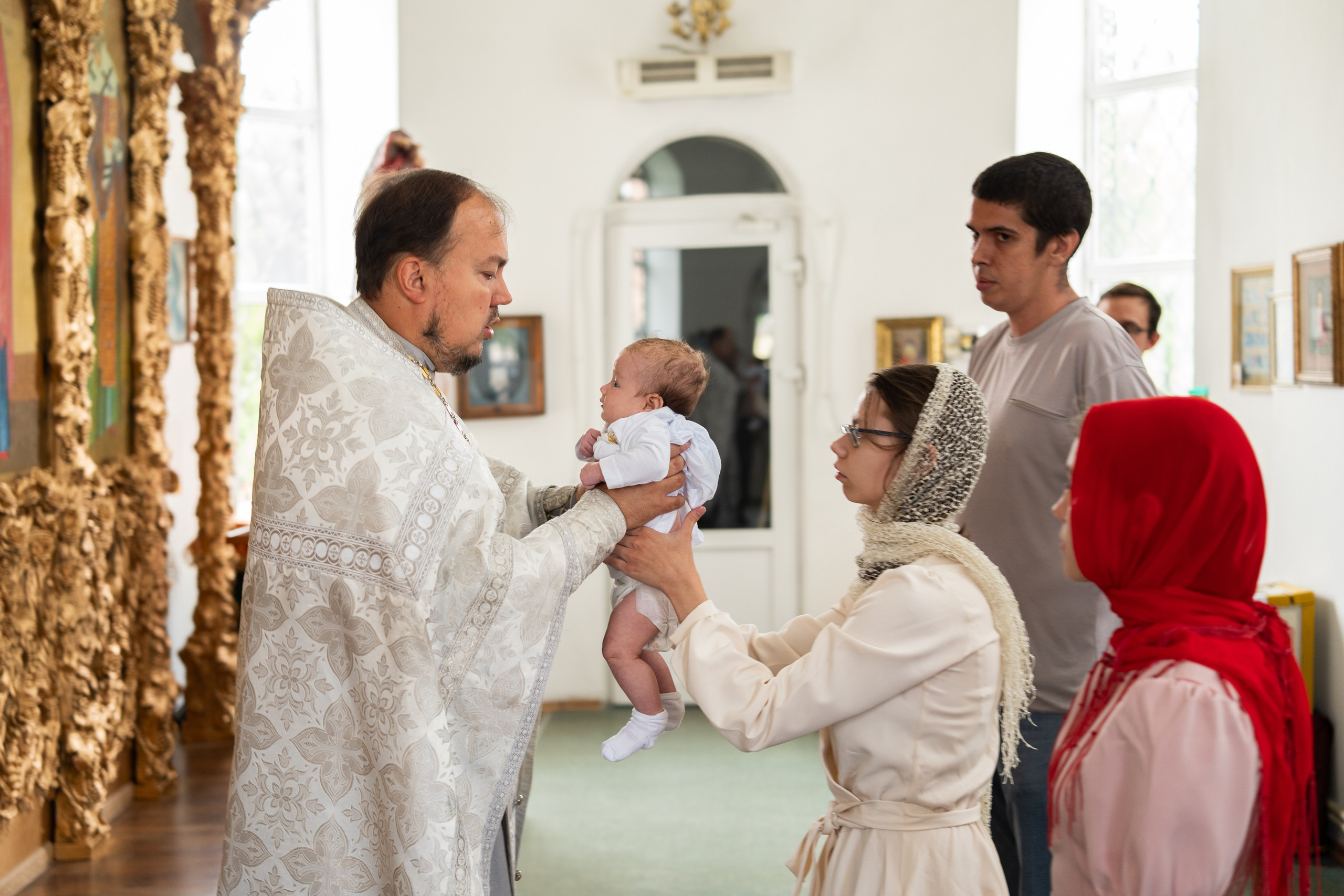 Фото обряда крещения в Липецком храме