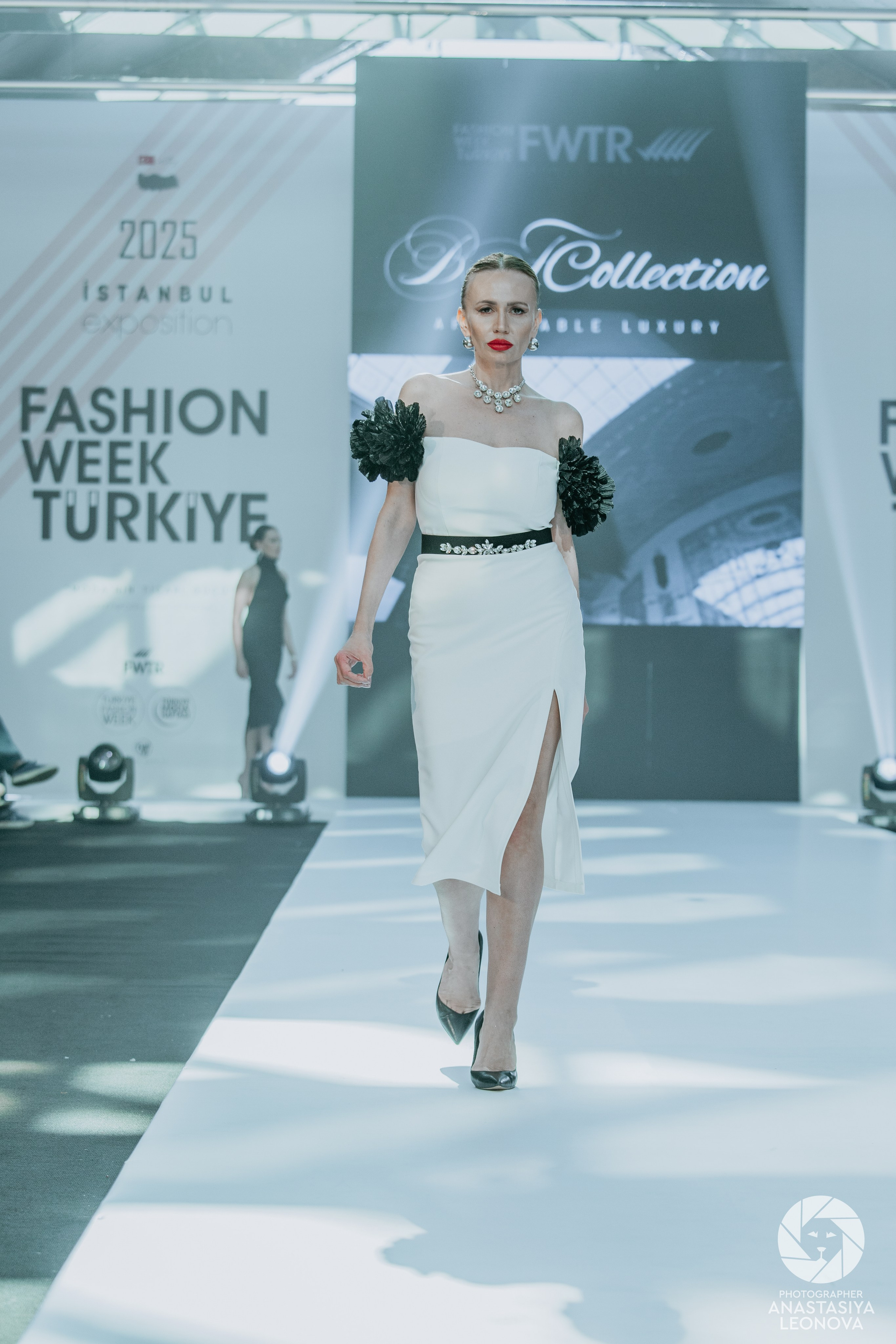 Fashion Week Türkiye [spring, 2025]. Anastasia Leonowa