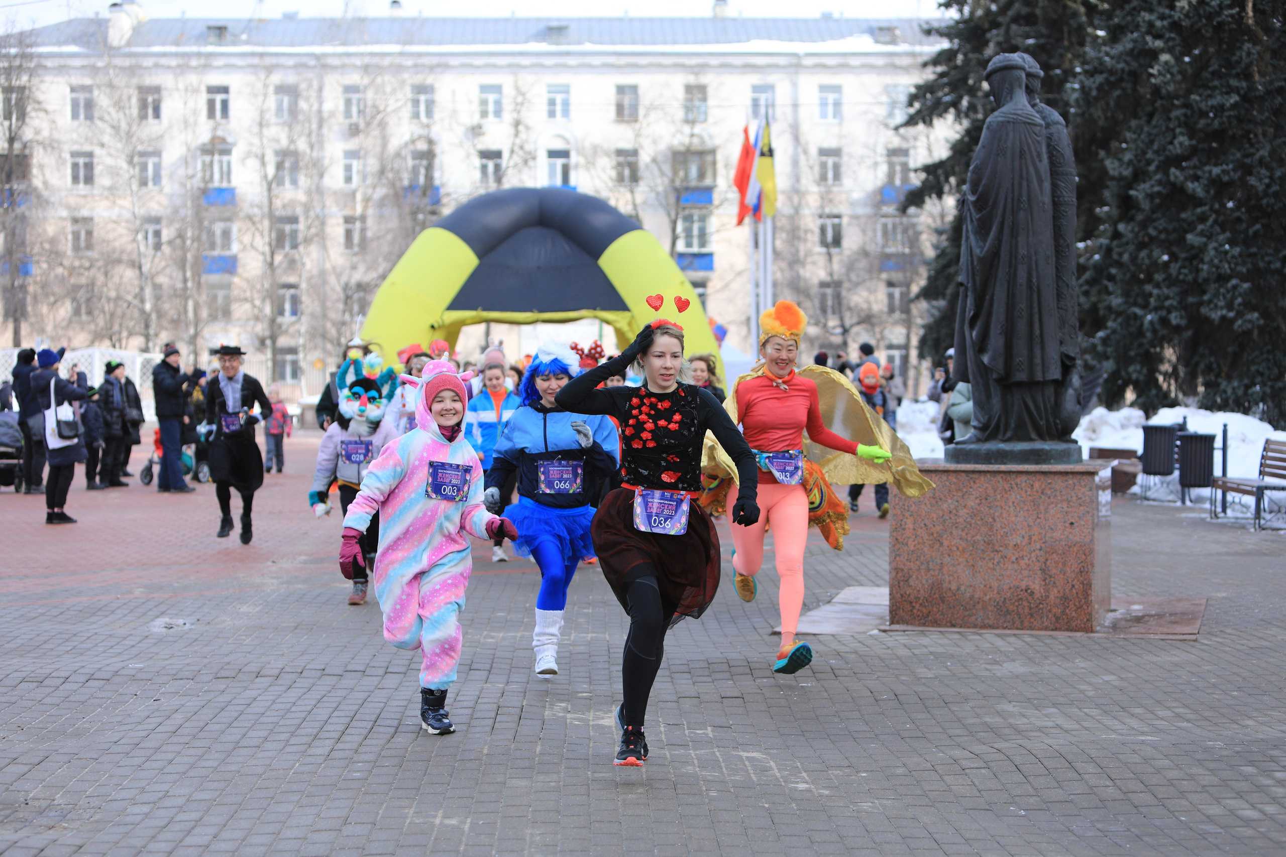 Эстафета Игрушки, 8 марта 2023 г. Фотограф Сергей Ловкий