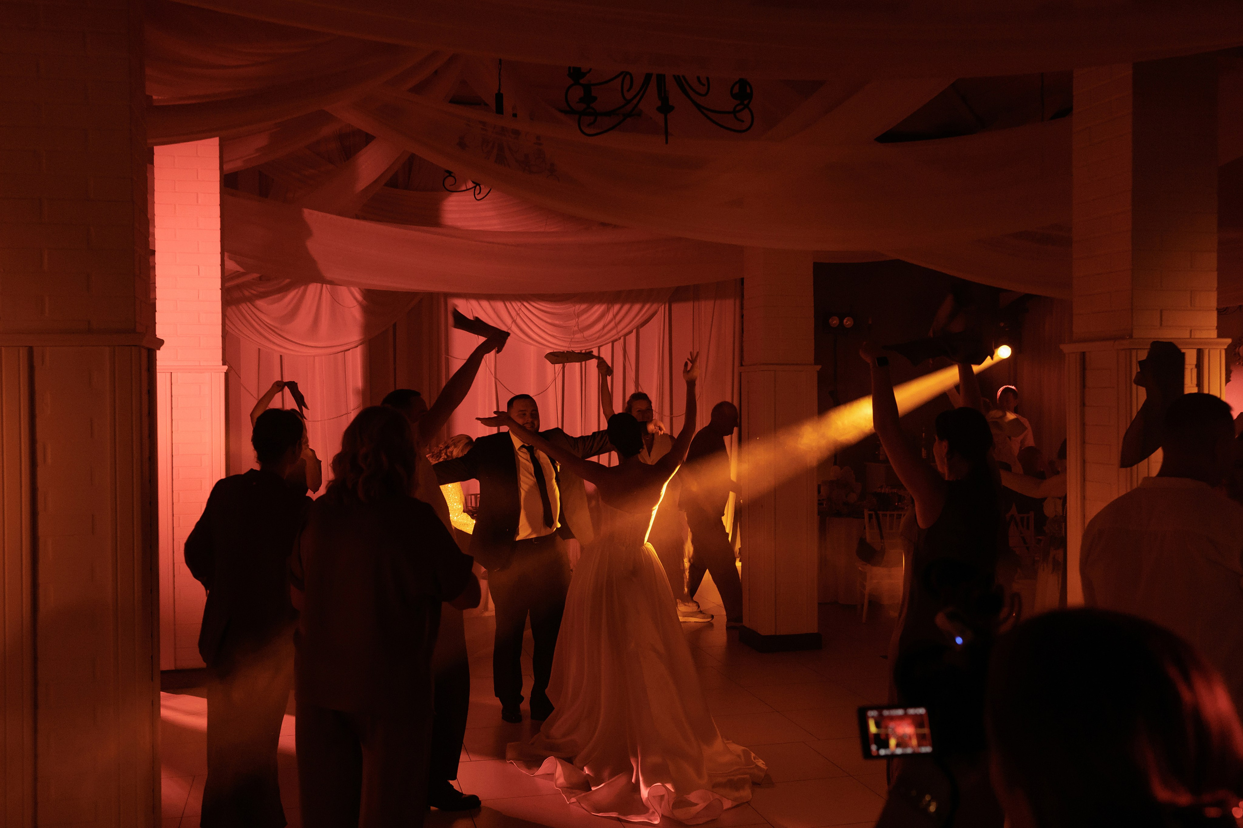 Ты рядом со мной, и это — самый чистый кайф! ♥. Свадебный фотограф Калининград