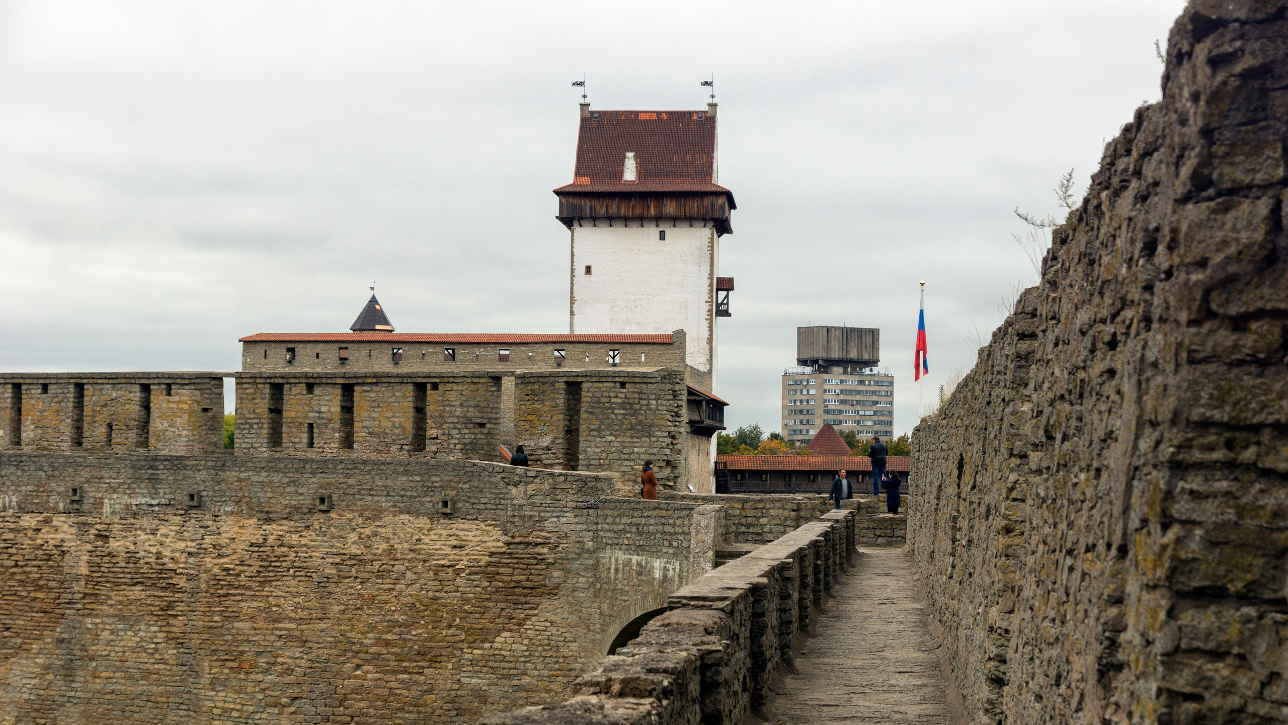 Ивангород. Фотограф-путешественник Самойлов Максим «Sly Fox»