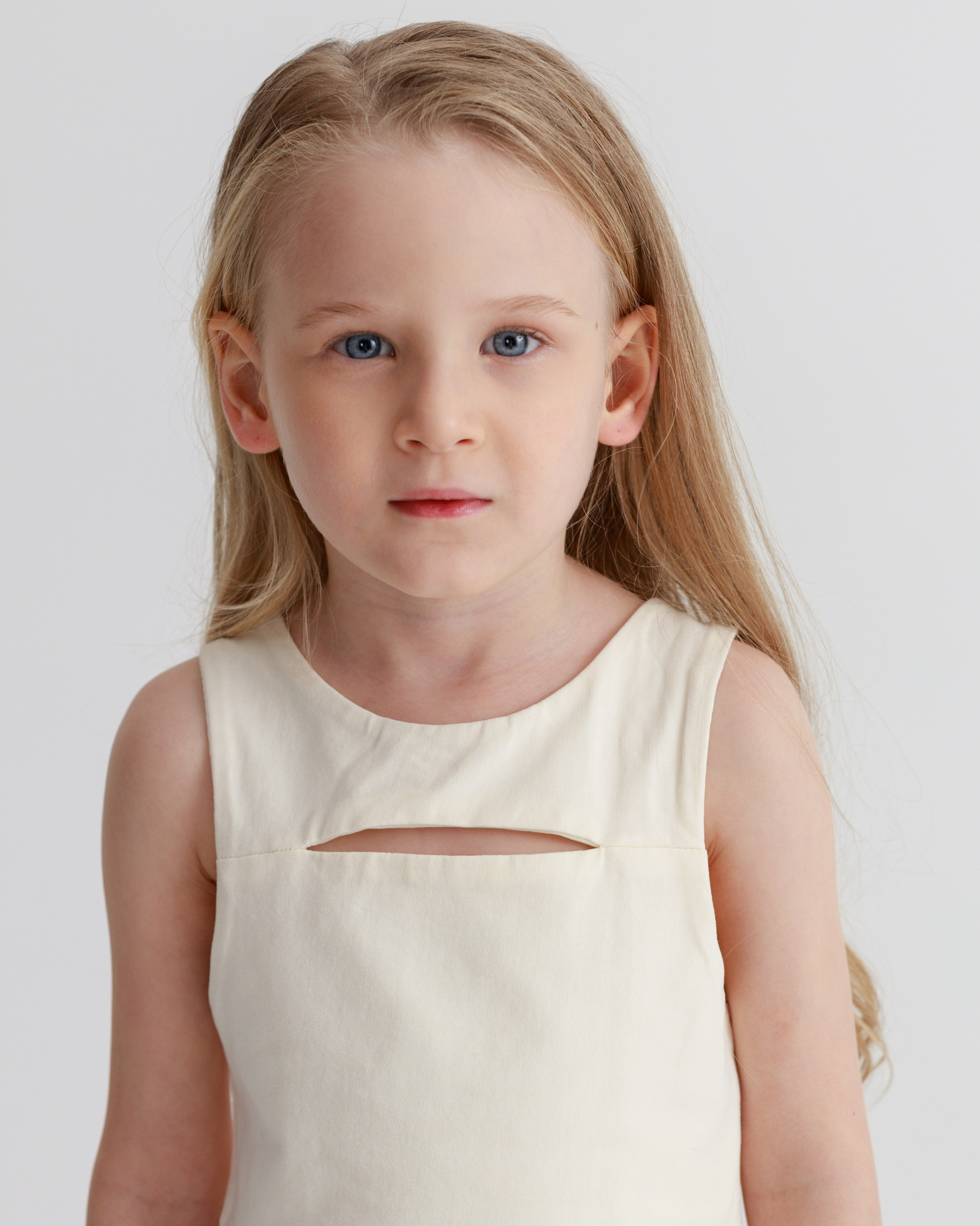 Ульяна Анисова 108/5/27. Римма Зайцева контент для брендов