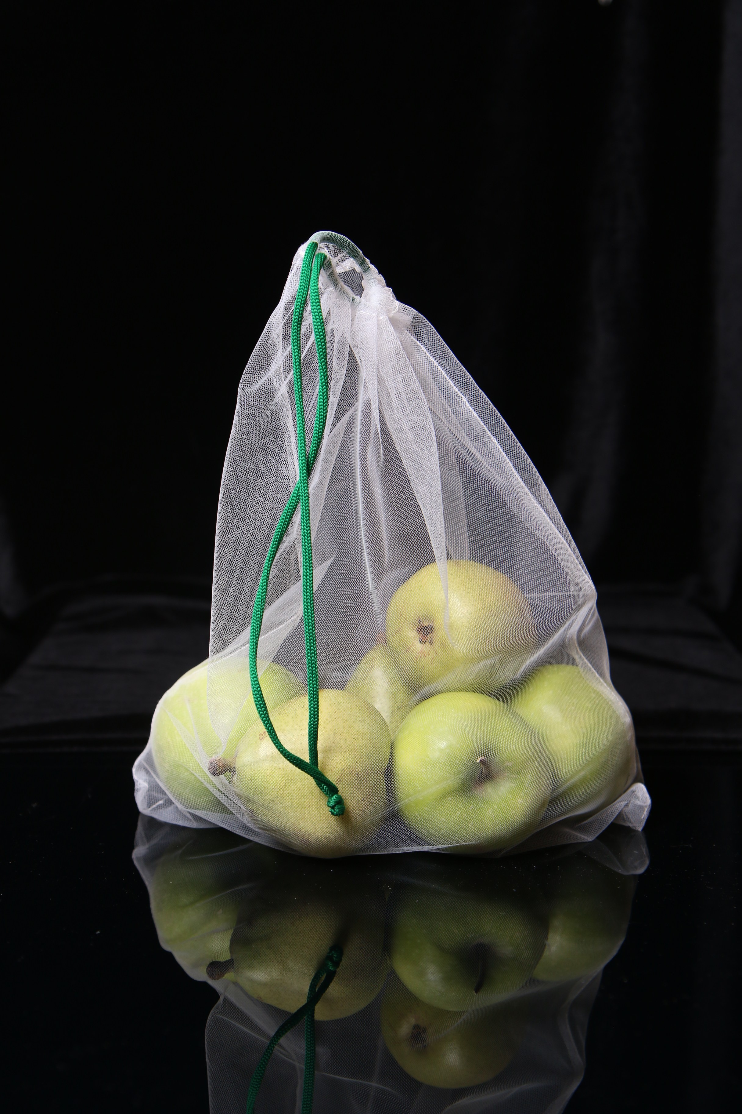 Фотосъёмка для маркетплейсов. Предметный и репортажный фотограф Алексей Кротов