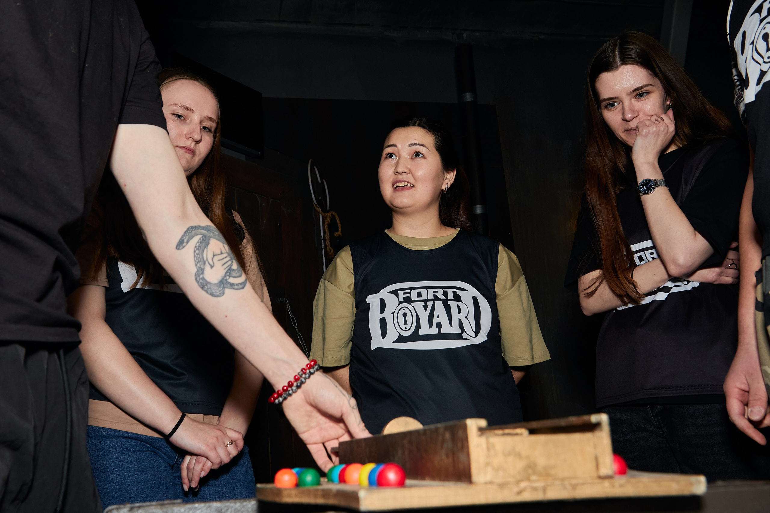 Корпоративные квесты. Предметный и репортажный фотограф Алексей Кротов