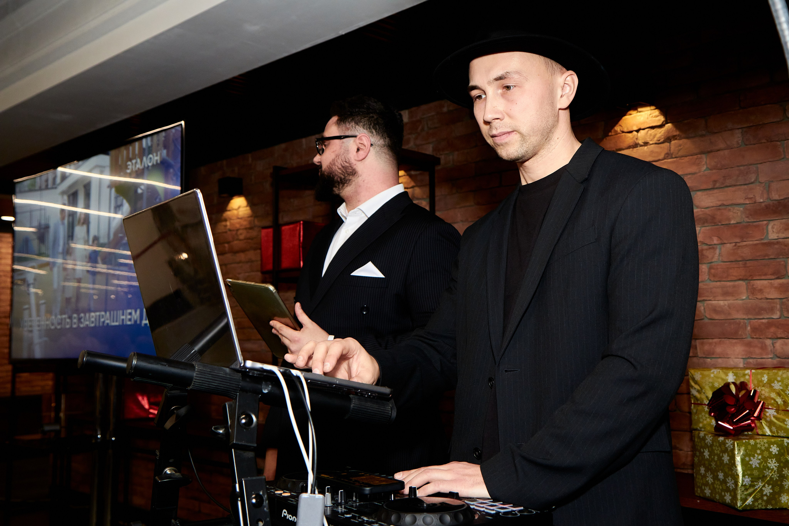 Новогодние корпоративы. Предметный и репортажный фотограф Алексей Кротов
