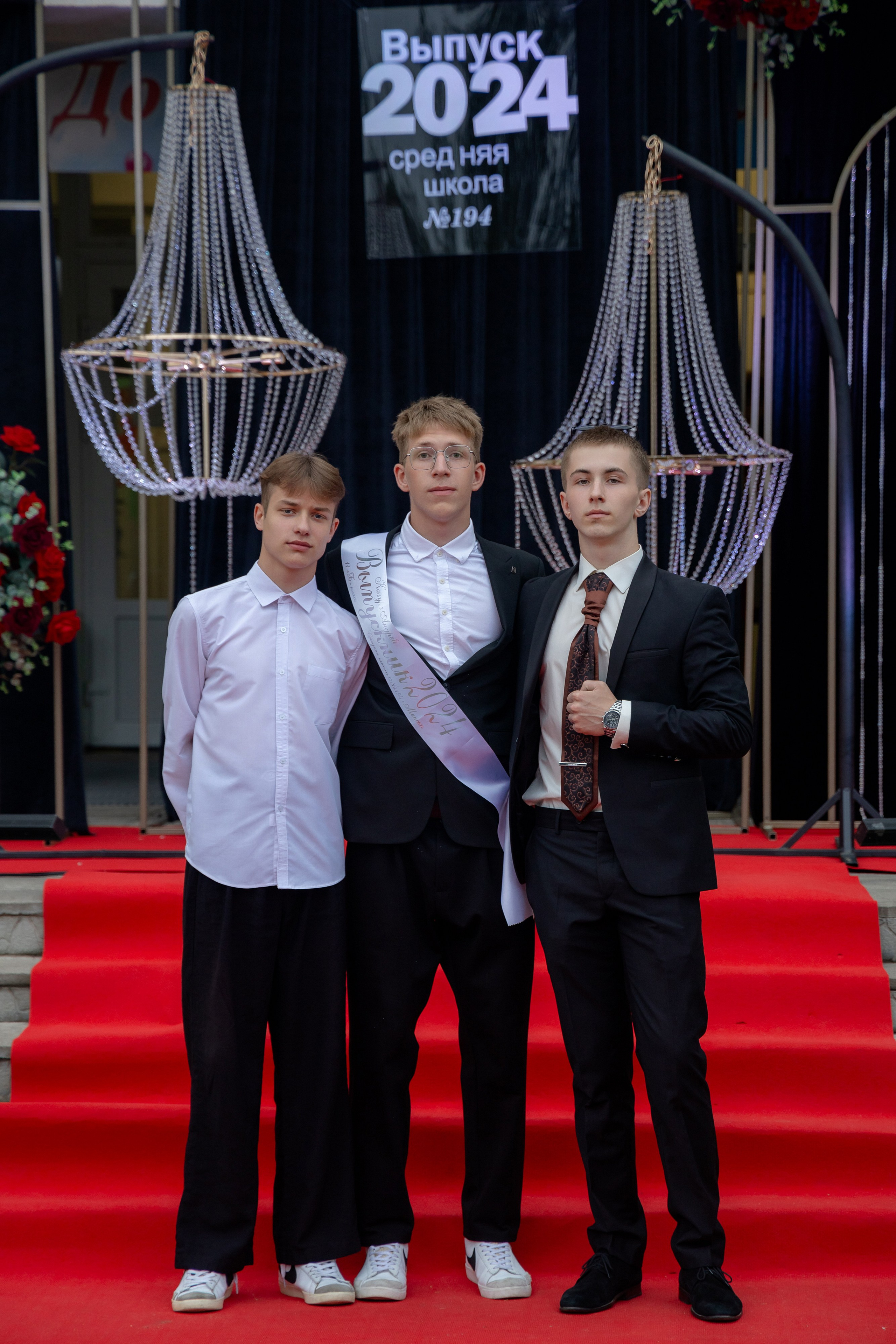 Школьный выпускной 2024 год в Соколе (Минск). Свадебный фотограф в Минске/Беларуси Сергей Спиридонов