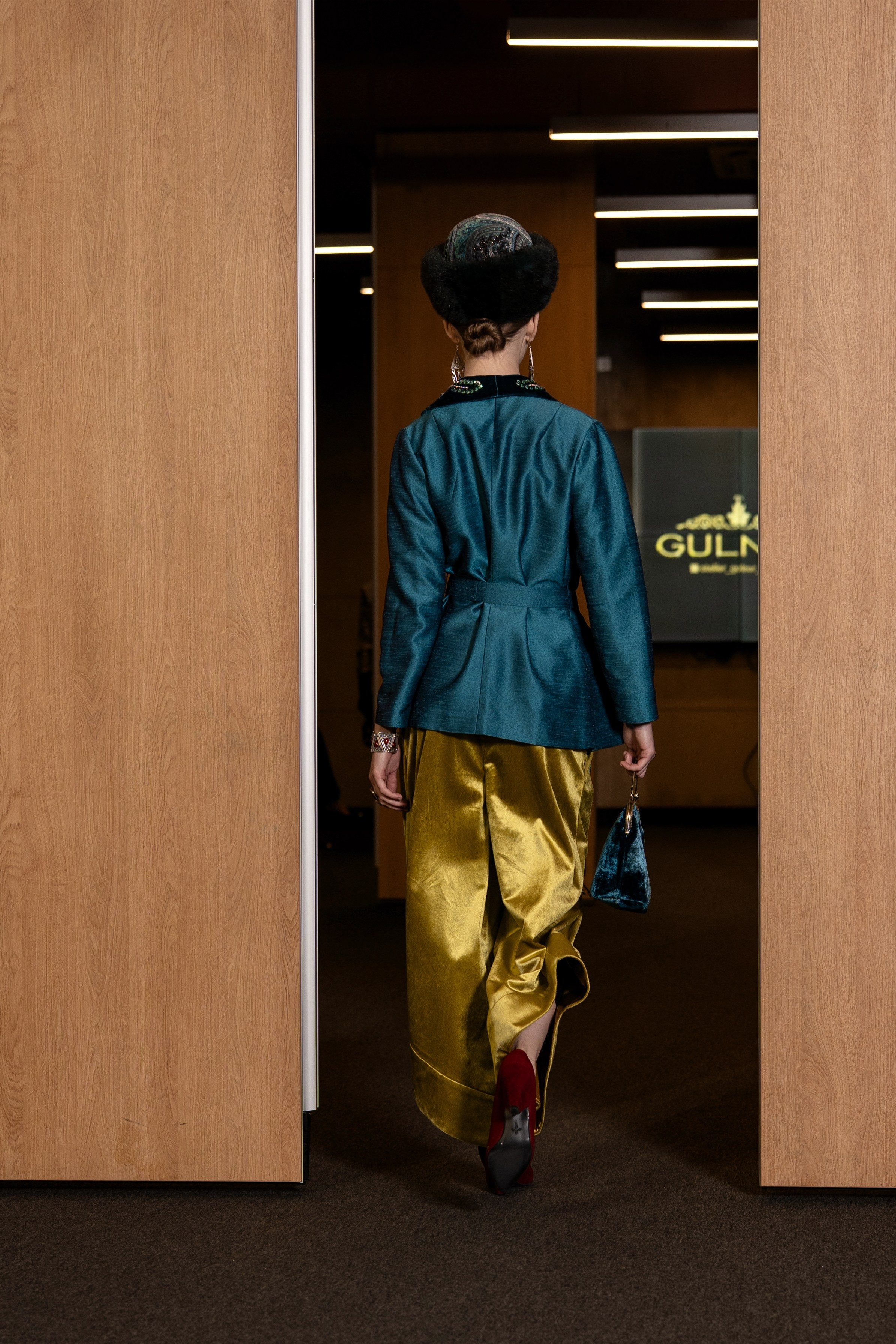 Brand Gulnur Atelier. Сайт Алматинского НЮ АРТ, будуар и фэшн фотографа Дениса Карпенко