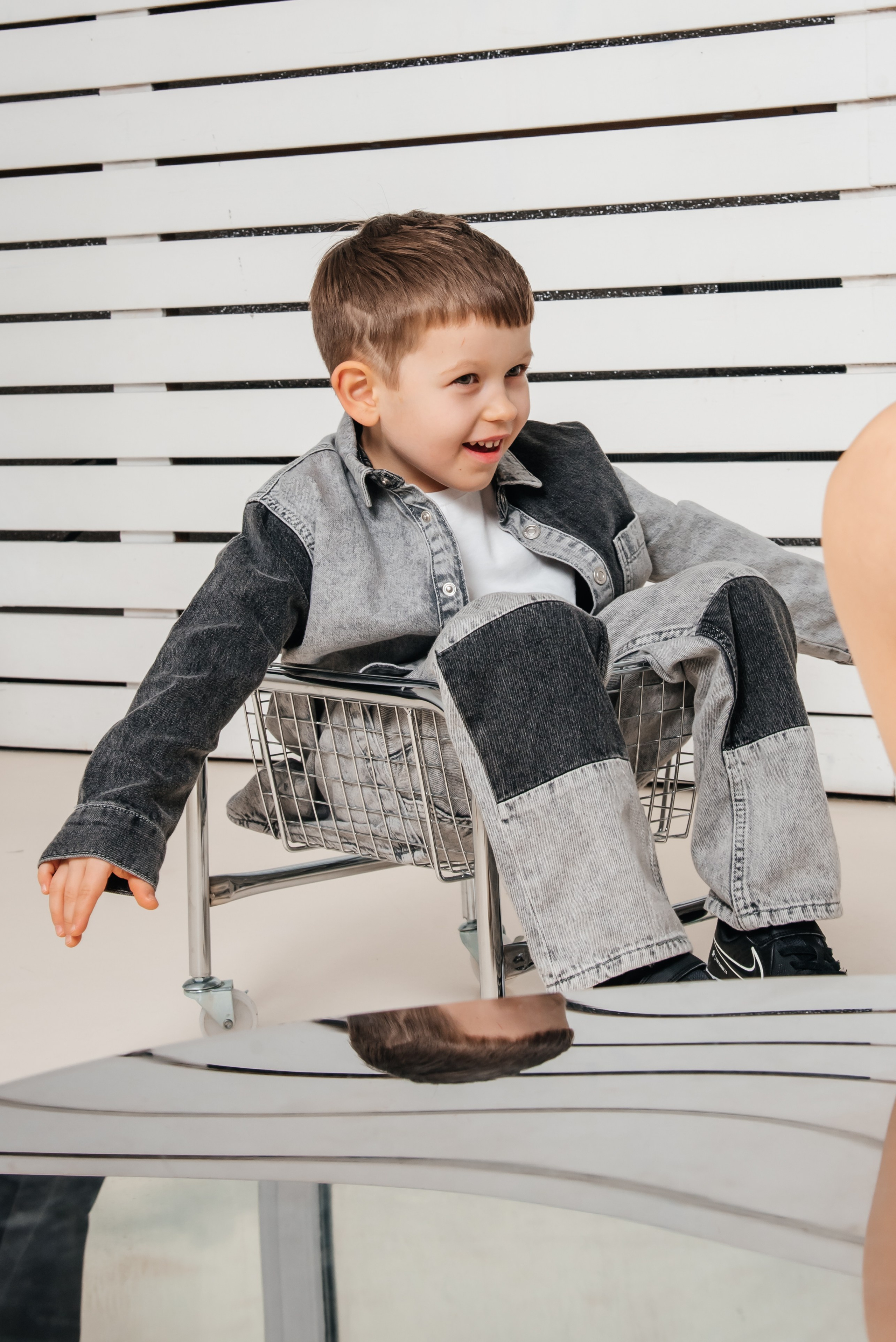 семейная фотосессия в студии, семейная фотосессия в студии с детьми, фотосессия с детьми, семейная фотосессия в студии идеи, детский фотограф москва, детский фотограф, семейный фотограф москва, фотосъемка с детьми в студии