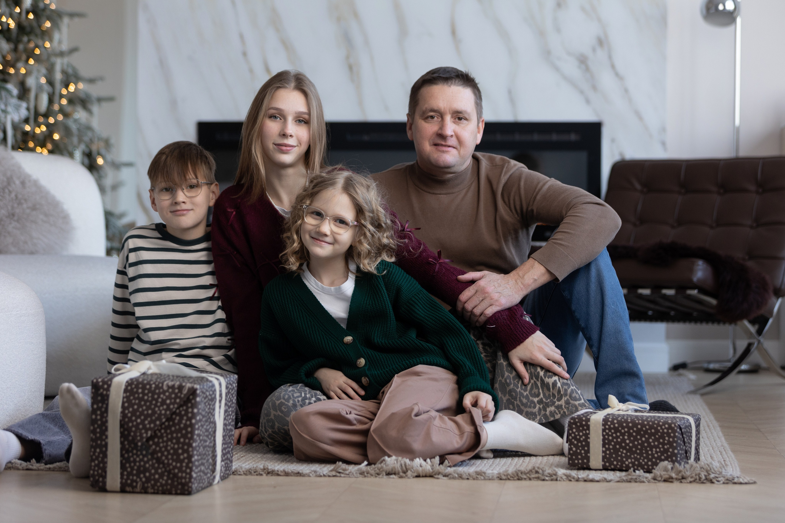 Новогодняя сьёмка в студиях. Фотограф в Астрахани Айлет Утегенова