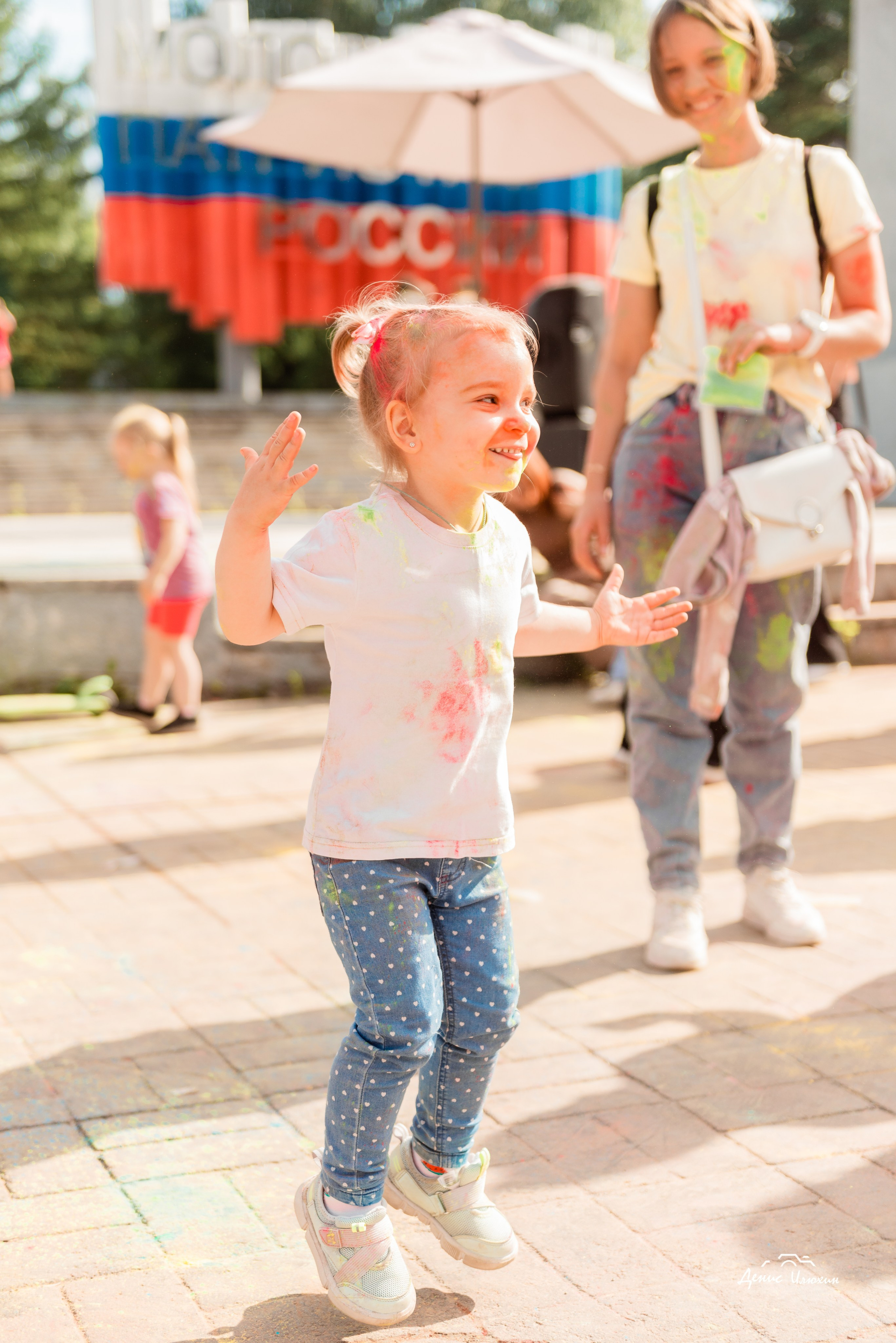 Краски Холи в Комсомольском Парке 2023. Детский фотограф, семейный фотограф и репортажи в Кемерово