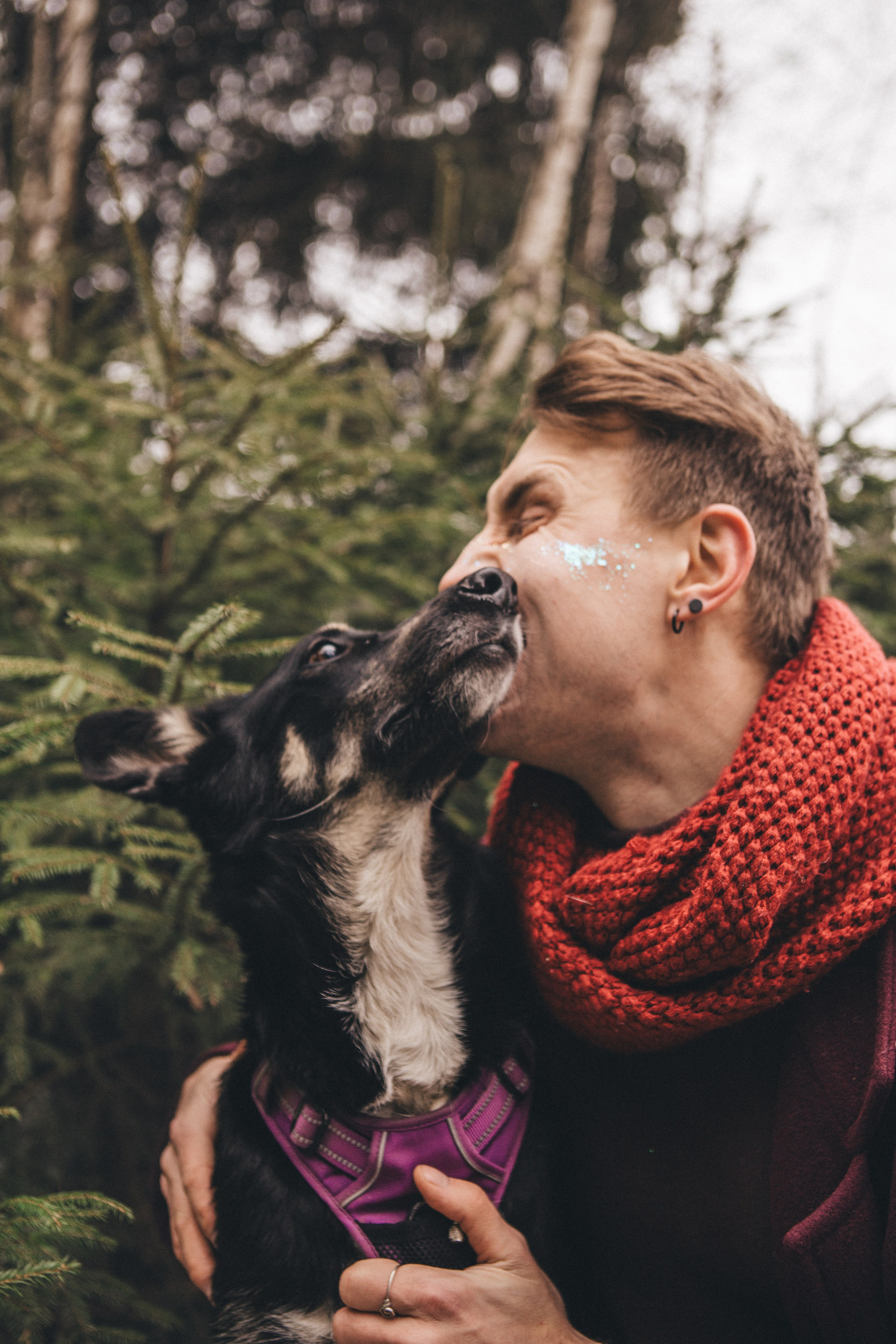 A cinematic tale of true love and unbreakable friendship between a man and a dog. Portrait, family and pet photographer in Cyprus, Ksenia Bourdelle