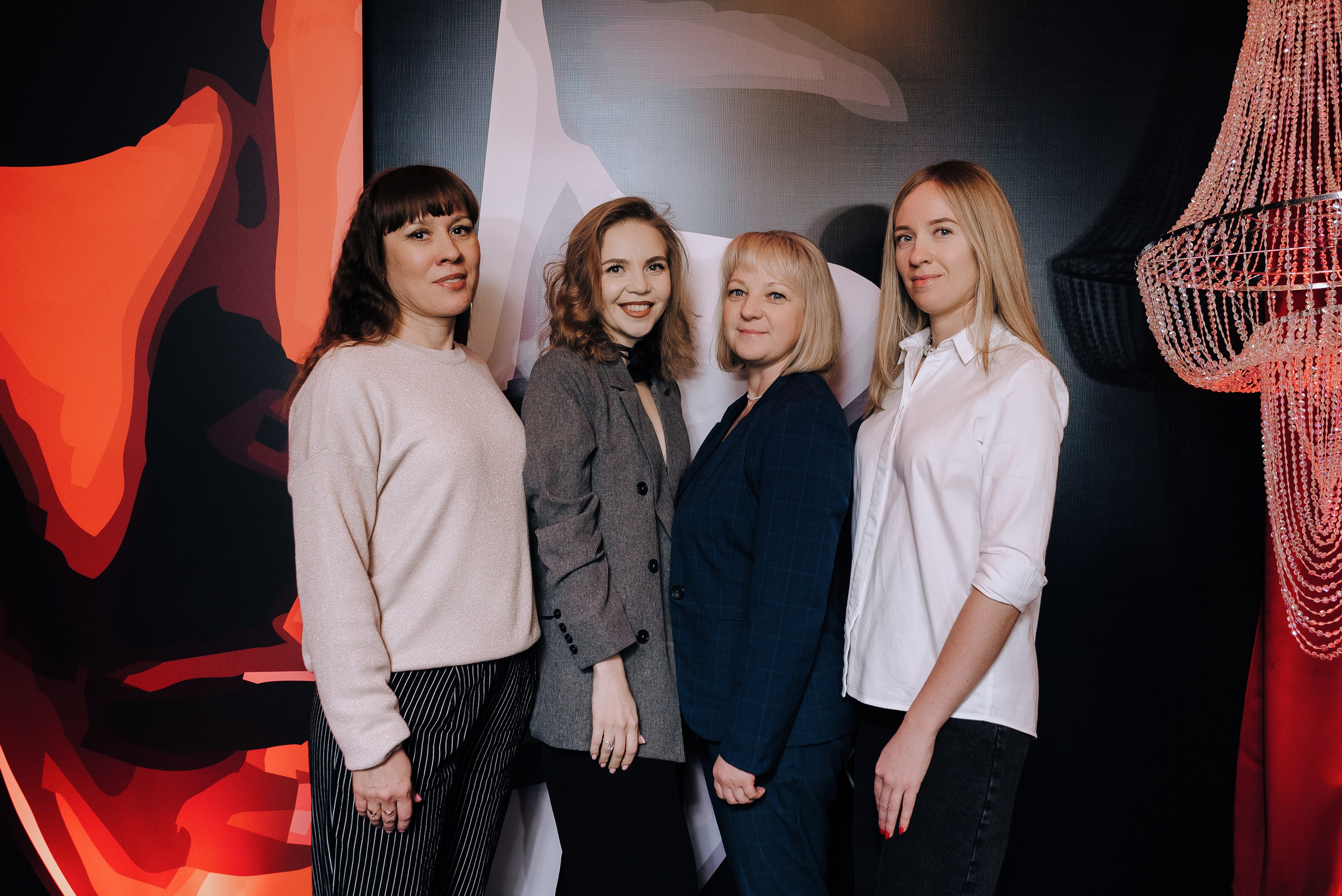 СПЕКТАКЛЬ «ВОЛШЕБНЫЕ ОЧКИ» ОПТИК-ЦЕНТР. Репортажный фотограф Зуев Роман г. Челябинск