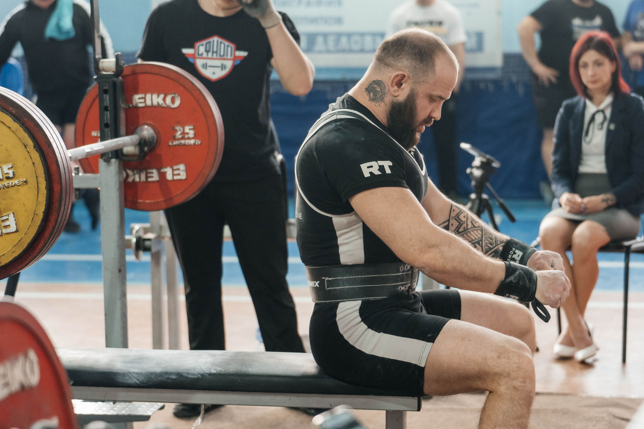 Попытка. Фотограф Олеся Мочалова. Москва. Нижний Новгород